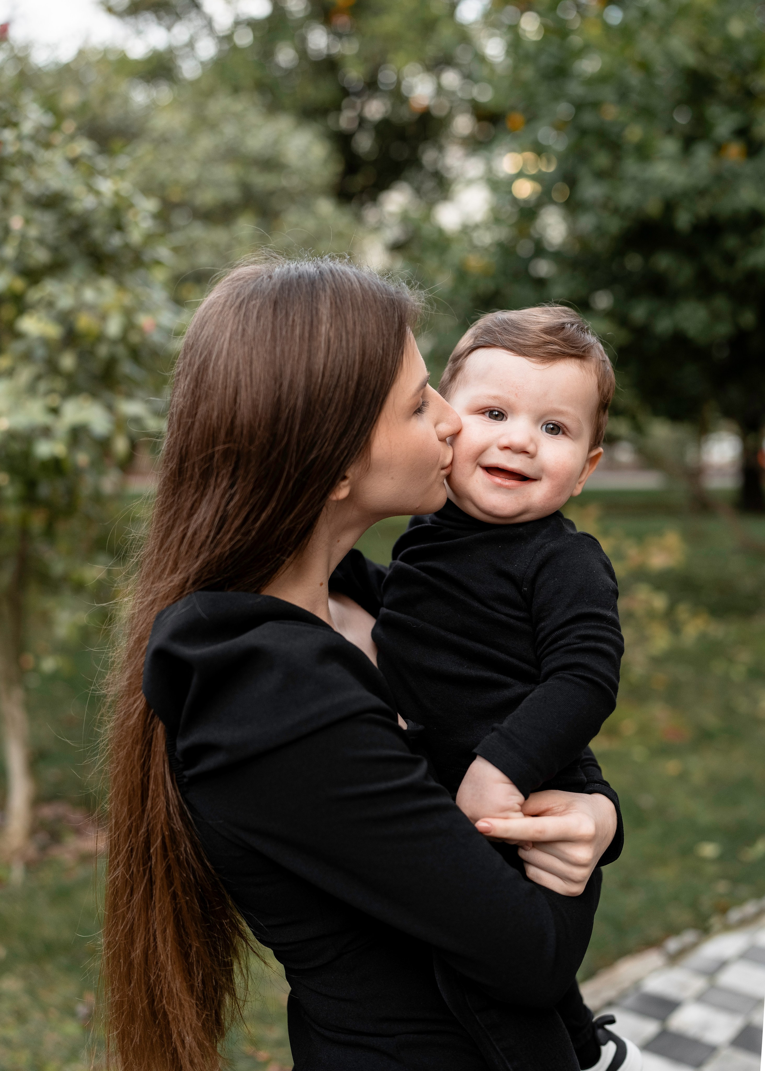 Artem, Nadia & Elisha. Family photographer in Sacramento | Sofia Pavenko
