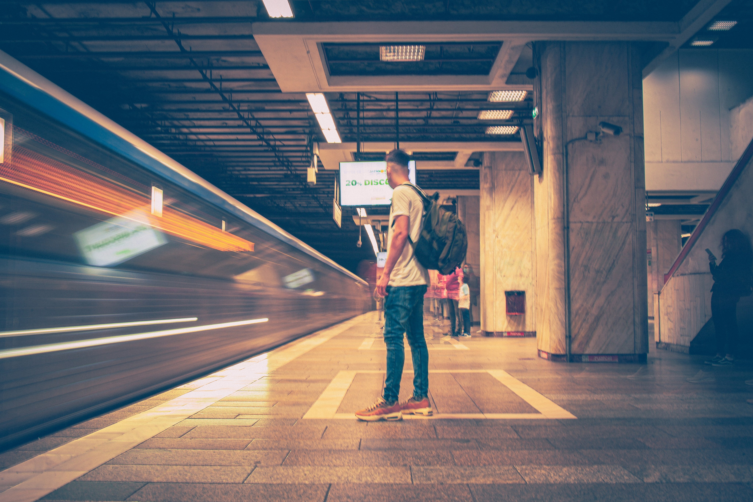 Sedinte. Lucian Dedeu — Fotograf de nuntă și eveniment