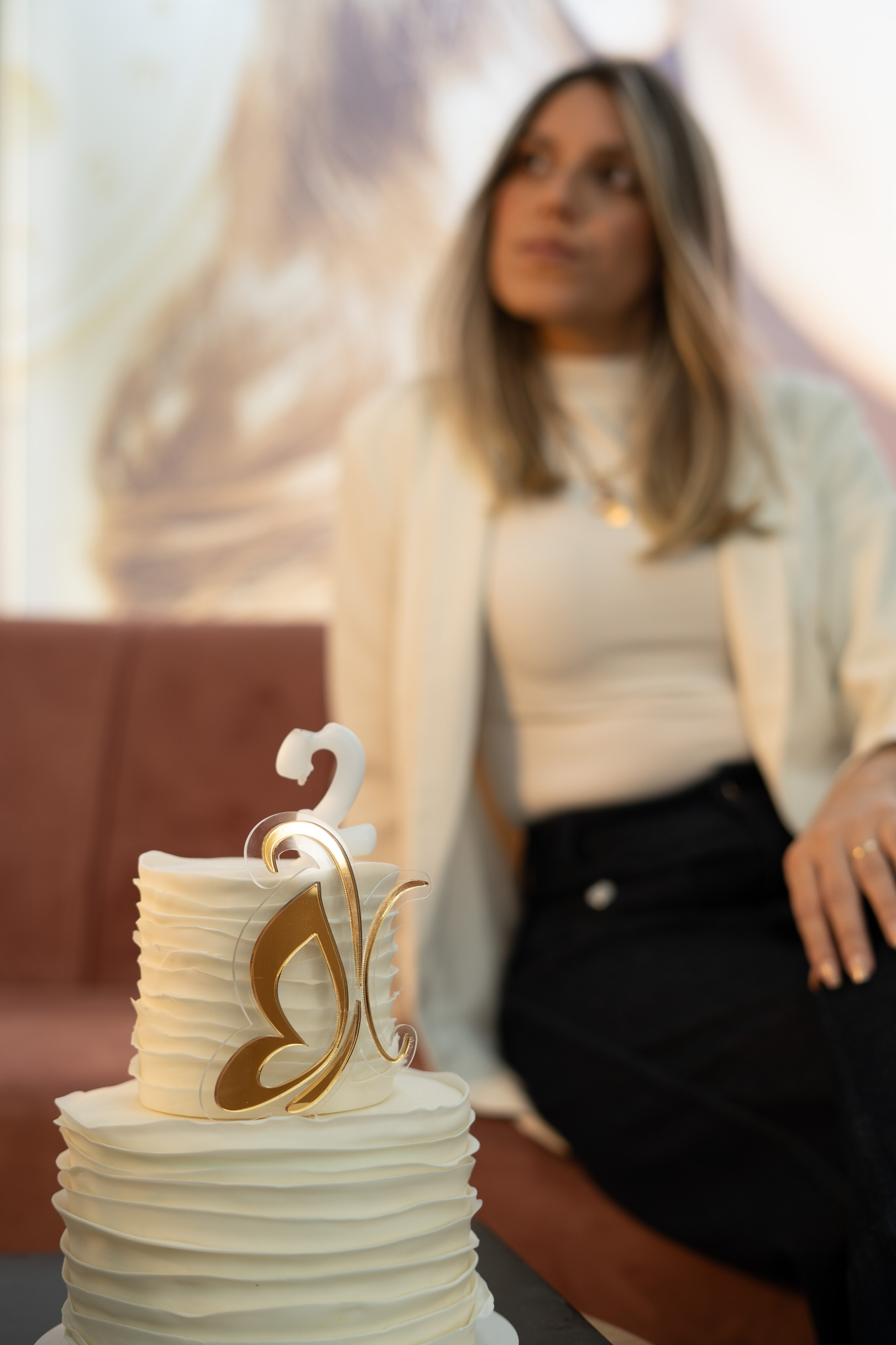 Kardeny Pimentel. Frames by Giovani Braga