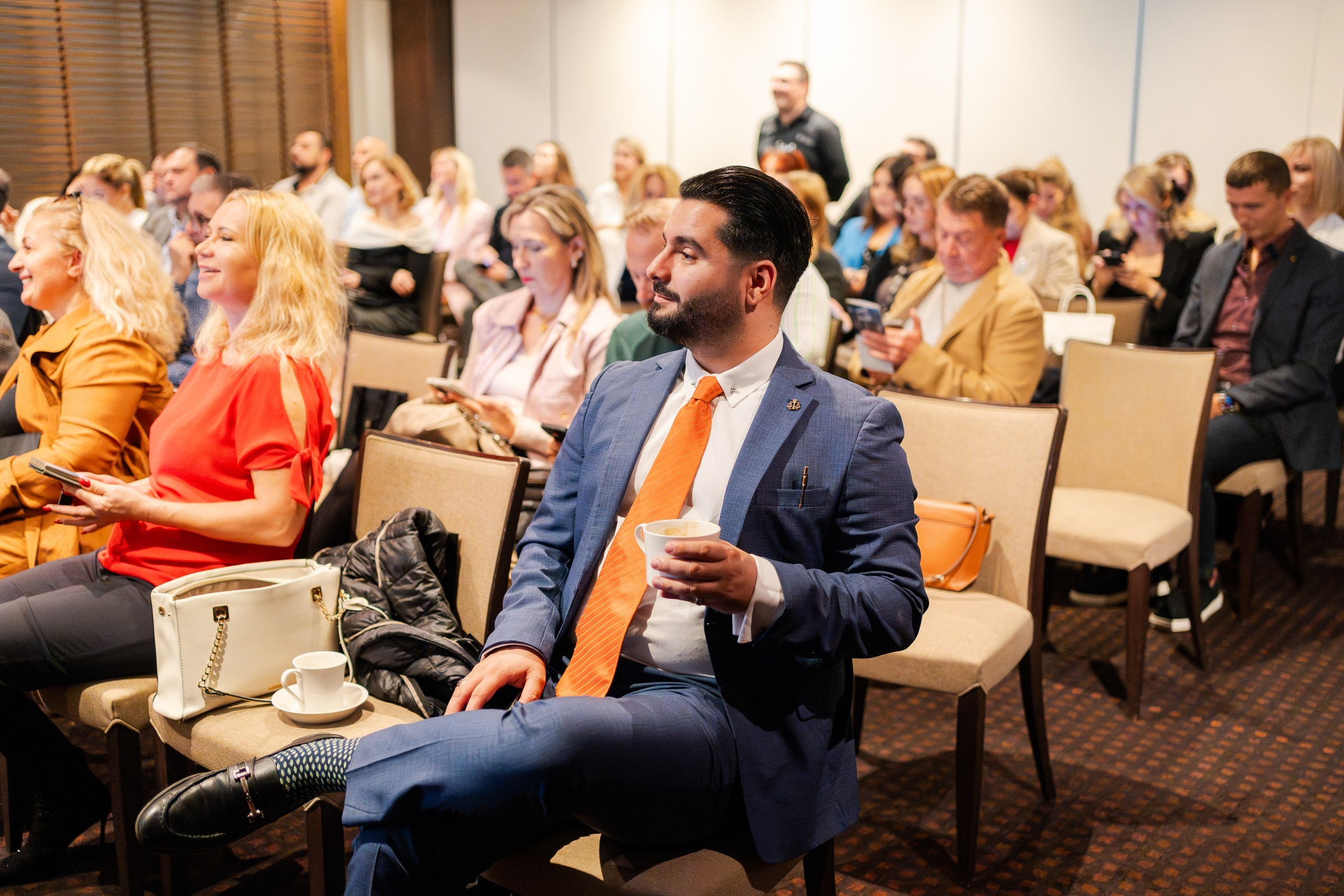 Видеосъемка конференций и форумов на Кипре. Фото и видео съёмка на Кипре. Съемка мероприятий и рекламы в Лимасоле Никосии и Пафосе
