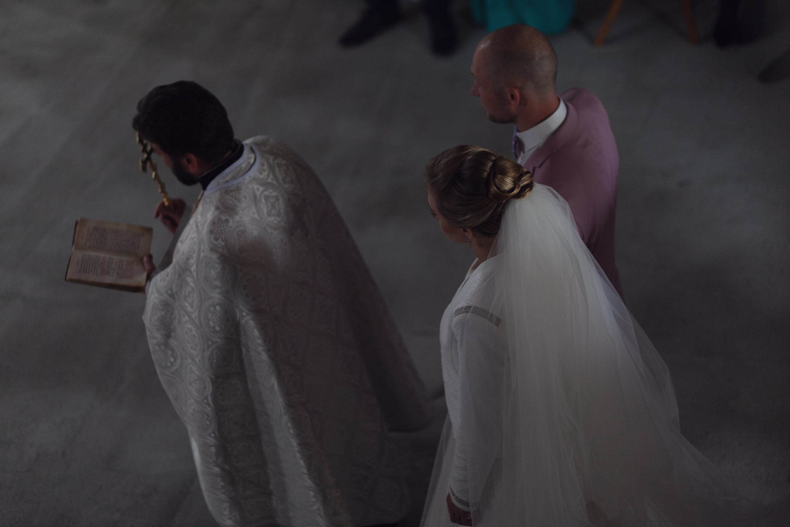 Robert & Andriana, Lviv. Denny Savon — Photographer in Santorini | Weddings, Love Stories & Flying Dress