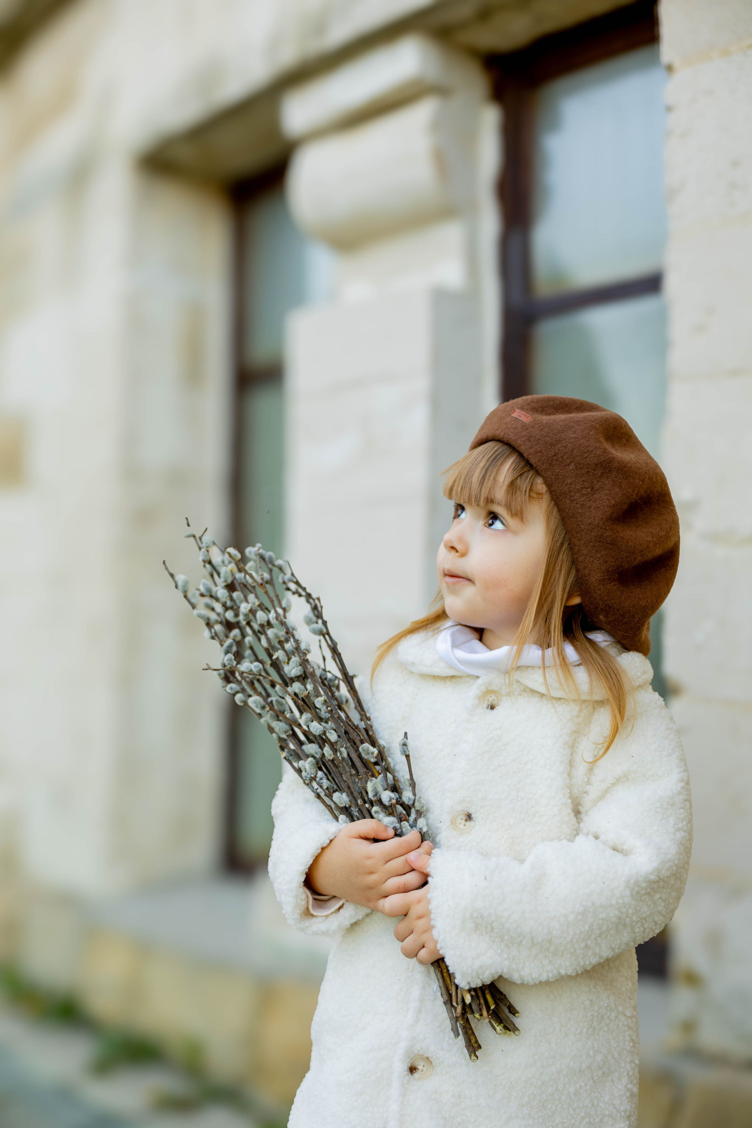 Фотосессия ребенка в вербное воскресенье. Семейный фотограф в Кишиневе, Молдова Врабий Ольга