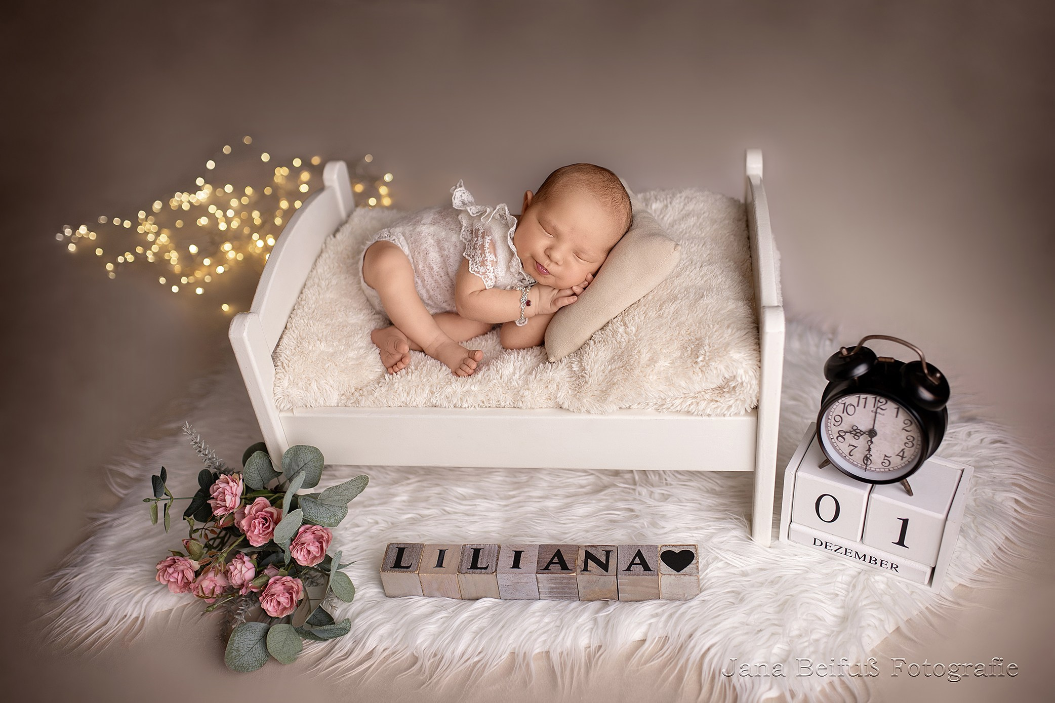 Informationen zum Neugeborenenfotoshooting. Jana Beifuß, professionelle Neugeborenenfotografin in Weißenhorn, Ulm, Neu-Ulm, Illertissen, Pfaffenhofen a. d. Roth