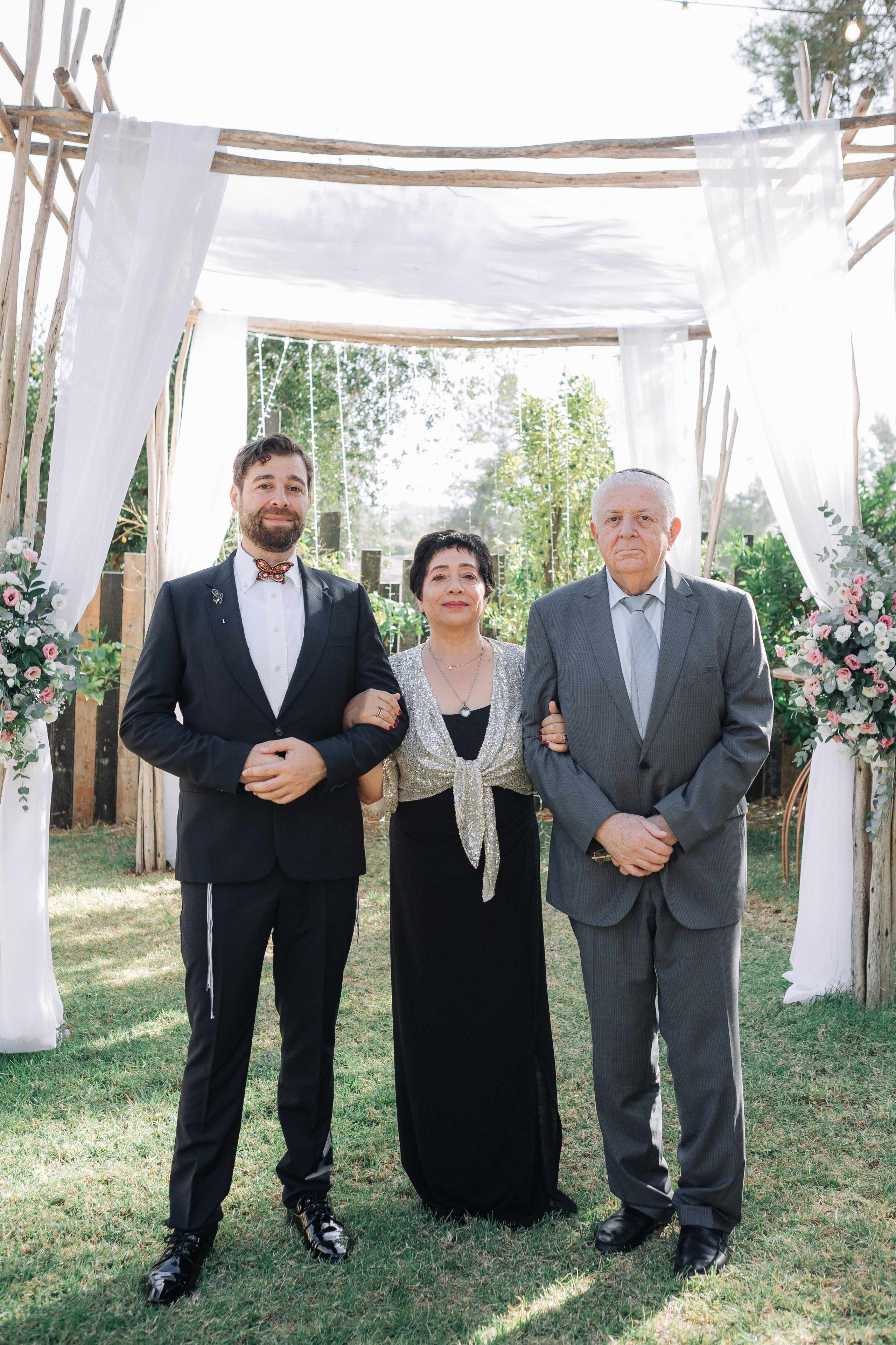 WEDDING OUT OF CITY. PHOTOGRAPHER IN ISRAEL