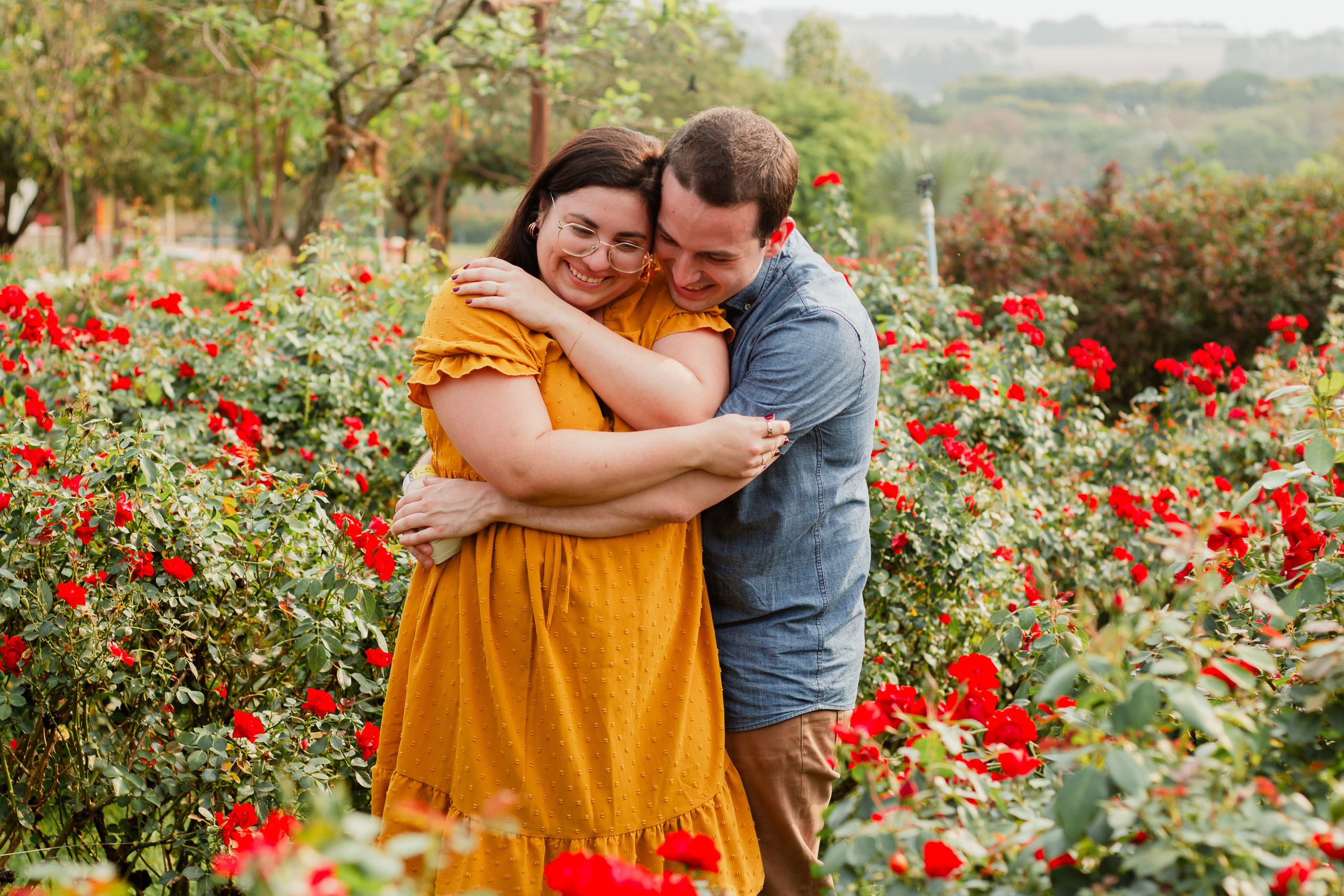 Pedido de Casamento e Pré-Wedding em Holambra | Joyce Maria Fotografia. Joyce Maria Fotografia | Fotógrafa em Holambra