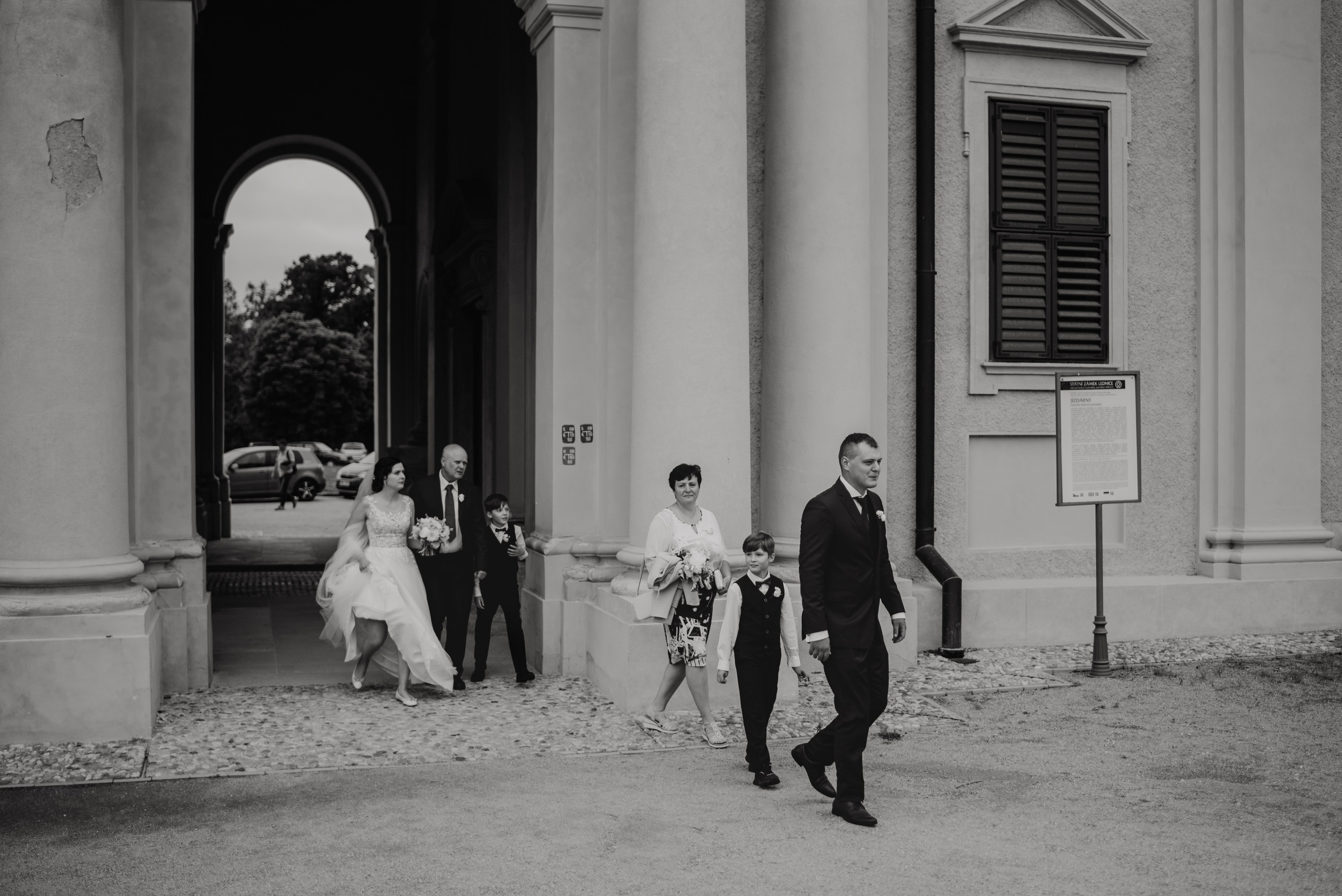 Lucie + Michal. Lifestyle, wedding and family photographer