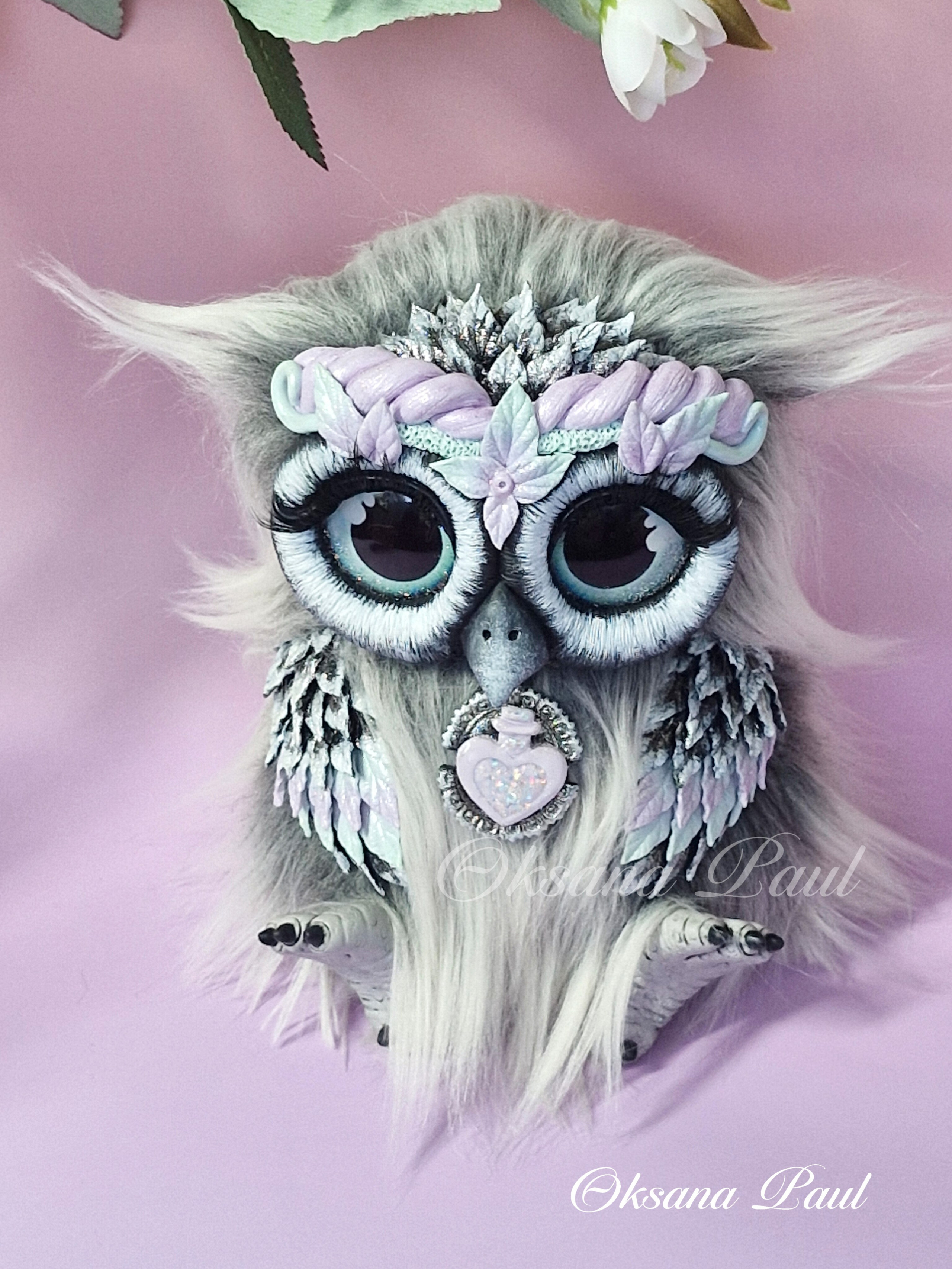 Авторская фигурка совы, ручная лепка и текстиль, смешанная техника — Оксана Пауль.Handgemachte Eulenfigur, Mixed-Media, Stoff und Modelliermasse — Oksana Paul.