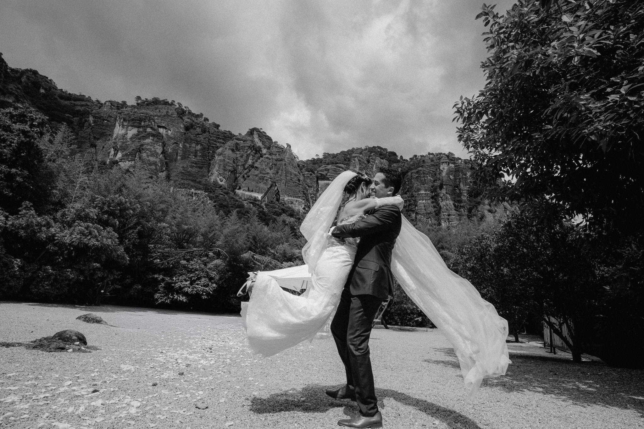Gladys & Abdel. Wedding and family photographer in Mexico City