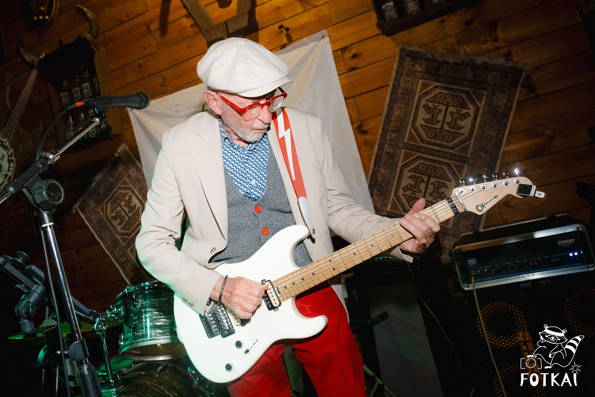 Dirty Picks — Concert Photos at El Paso Bar, Torrevieja, 2026 | FOTKAI