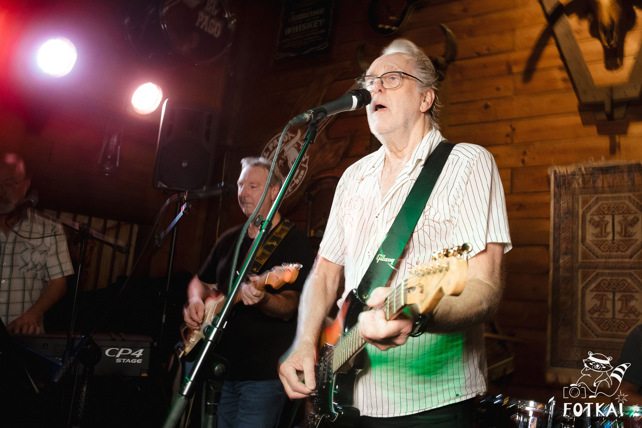 The Comebacks en El Paso Rock Bar Torrevieja: Reportaje fotográfico 11.10.25 | FOTKAI