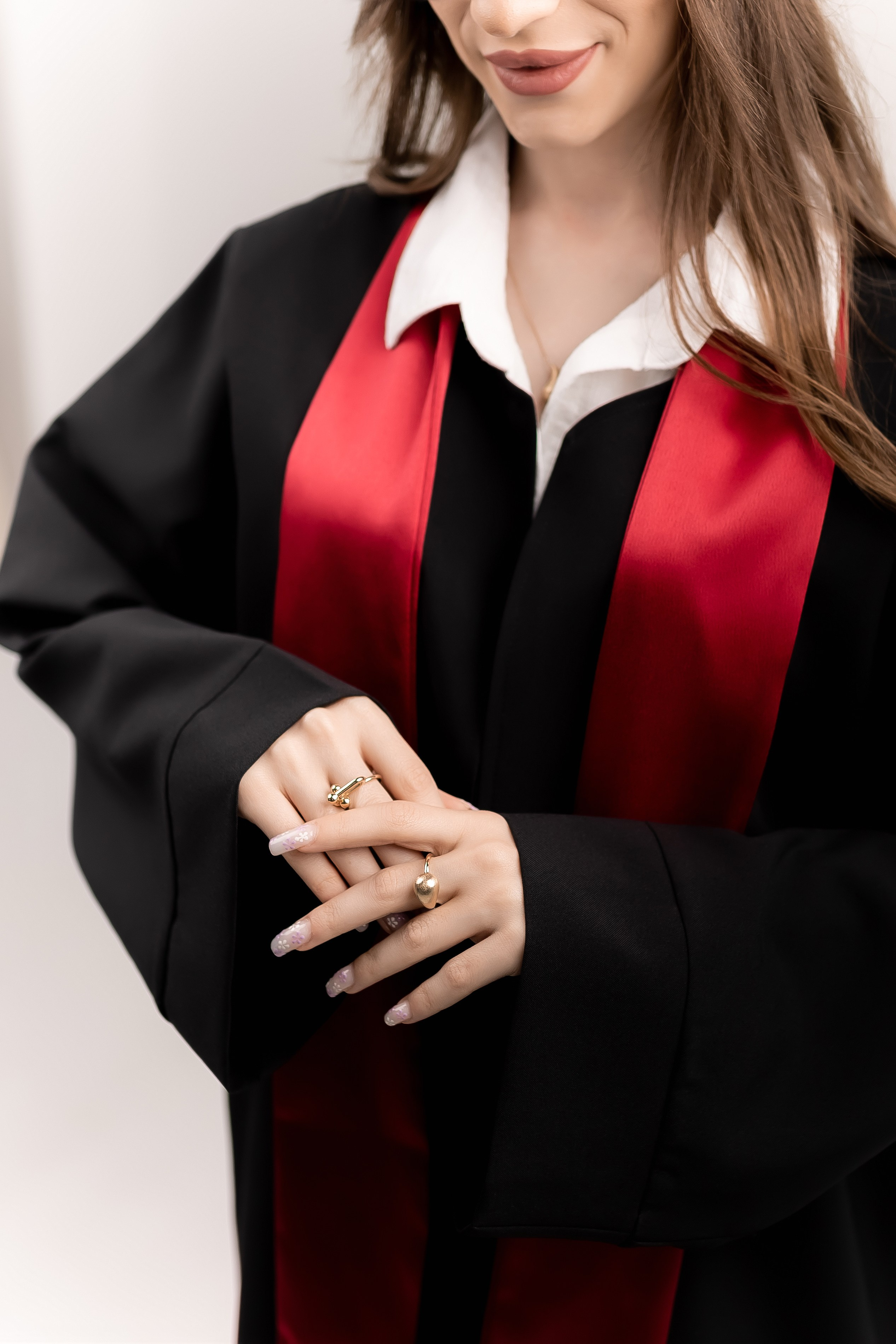 Premium mezun xalati, qara mezun geyimi, ag mezun libasi, qirmizi sarfli mezun paltari, mezun aksesuarlar, mezun papaqlari, mezun lentleri, mezun hediyyeleri, mezun fotosessiya geyimleri, mezun cekilisi ucun geyimler, mezun tedbirleri ucun aksesuarlar, mezun geyimlerinin icare ve satisi, premium mezun libaslari, mezun geyimleri online sifaris, mezun geyimleri Bakida, mezun geyimleri qiymetleri, mezun geyimleri modelleri, Mezun cekilisi, mezun fotosessiyasi, mezun cekilisi ucun geyimler, mezun mantiyasi cekilisi, mezun fotosessiya ideyalari, mezun gunu fotosessiya, mezun xatireleri, mezun papaqlari ile fotosessiya, mezun lentleri ile cekilis, ferdi mezun fotosessiyasi, qrup mezun cekilisi, mezun fotosessiya mekani, mezun ucun ideal cekilis fonlari, mezun fotosessiya aksesuarlari, mezun albomu sekilleri, mezun cekilisi poza ideyalari, universitet mezun fotosessiyasi, kollektiv mezun fotosessiyasi, mezun xalatlari ile cekilis, mezun mantiyasi fotosessiyasi, mezun geyimleri ile professional cekilis, mezun tebrik fotosessiyasi, en yeni mezun cekilis trendləri, mezun fotosessiya xidmetleri, premium mezun cekilisi, mezun cekilisi ucun dekorlar, mezun fotosessiyasi aksesuarlar, mezun gunu en gozel fotolar, mezun cekilisi fotostudiya, bakida mezun fotosessiyasi, xaricde mezun cekilisi, mezun gunune ozel cekilis,Məzun mantiyaları, eksklüziv məzun geyimləri, ağ və qara məzun libasları, məzun üçün xüsusi şarf modelləri, məzun papağı və aksesuarları, fərdi dizayn məzun geyimləri, məzun tədbiri üçün ən yaxşı seçimlər, məzun fotosessiyası üçün ideal libaslar, məzun mərasimi geyimləri, keyfiyyətli məzun mantiyası, rahat və şık məzun geyimləri, məzun üçün lent və tac modelləri, məzun simvolik medalları, icarəyə verilən məzun libasları, məzun geyimlərinin sərfəli qiymətləri, onlayn məzun geyimi sifarişi, məzun paltarı mağazası, dəbli məzun geyimləri, premium məzun mantiyalarının satışı, universitet məzunları üçün mantiyalar, kollektiv məzun geyimləri, məktəb məzunları üçün geyimlər, diplom mərasimi üçün geyimlər, fərqli rəngdə məzun libasları, ən yeni məzun geyimləri, rahat və premium məzun geyimi seçimləri, Bakıda məzun geyimi mağazası, məzun üçün ən yaxşı libaslar, məzun dünyası, mezun dunyasi, mezun geyimleri