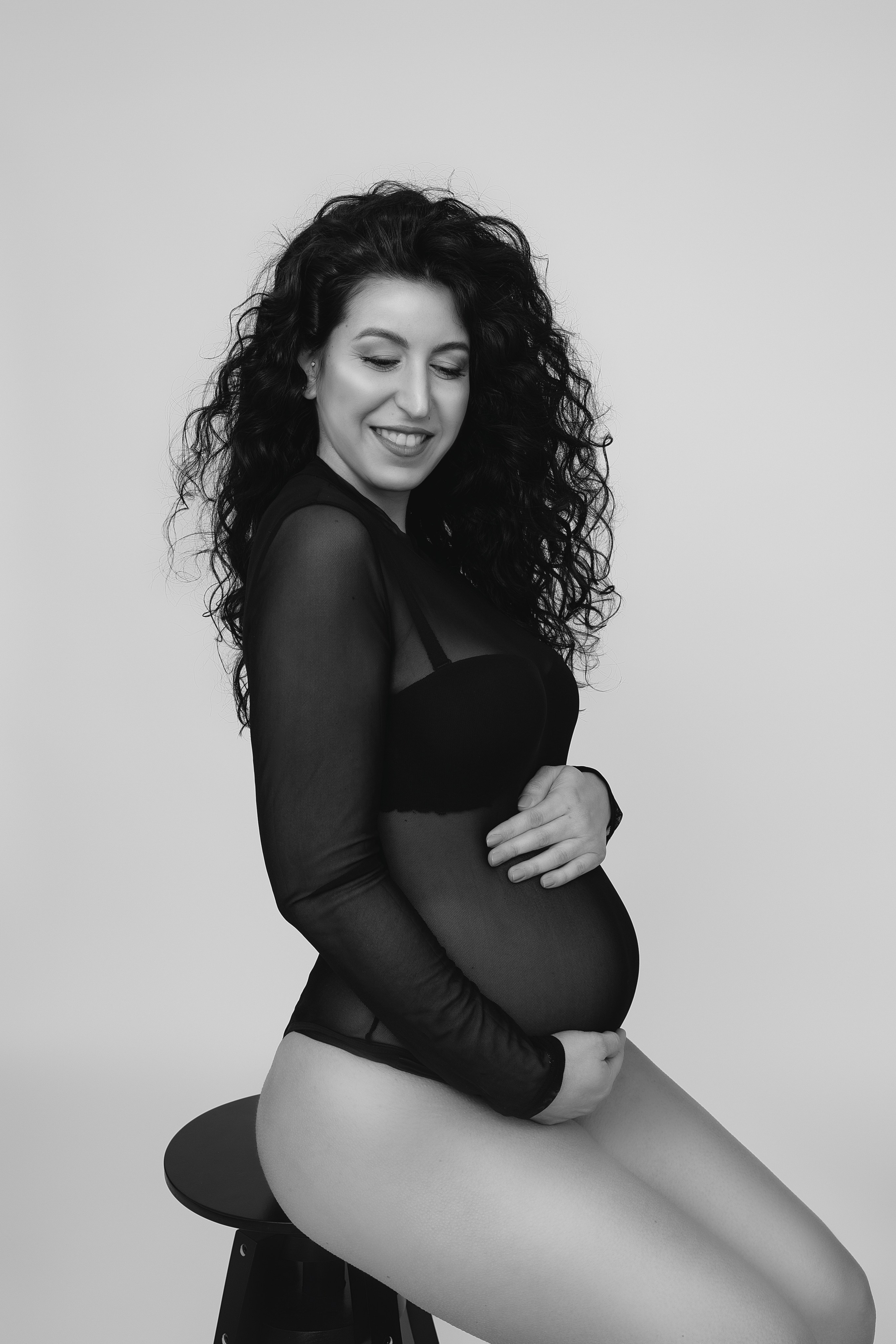 Babybauchshooting im Studio. Fotografin Heidenheim / Newborn, Babybauch & Familie - Nadine Schmalz