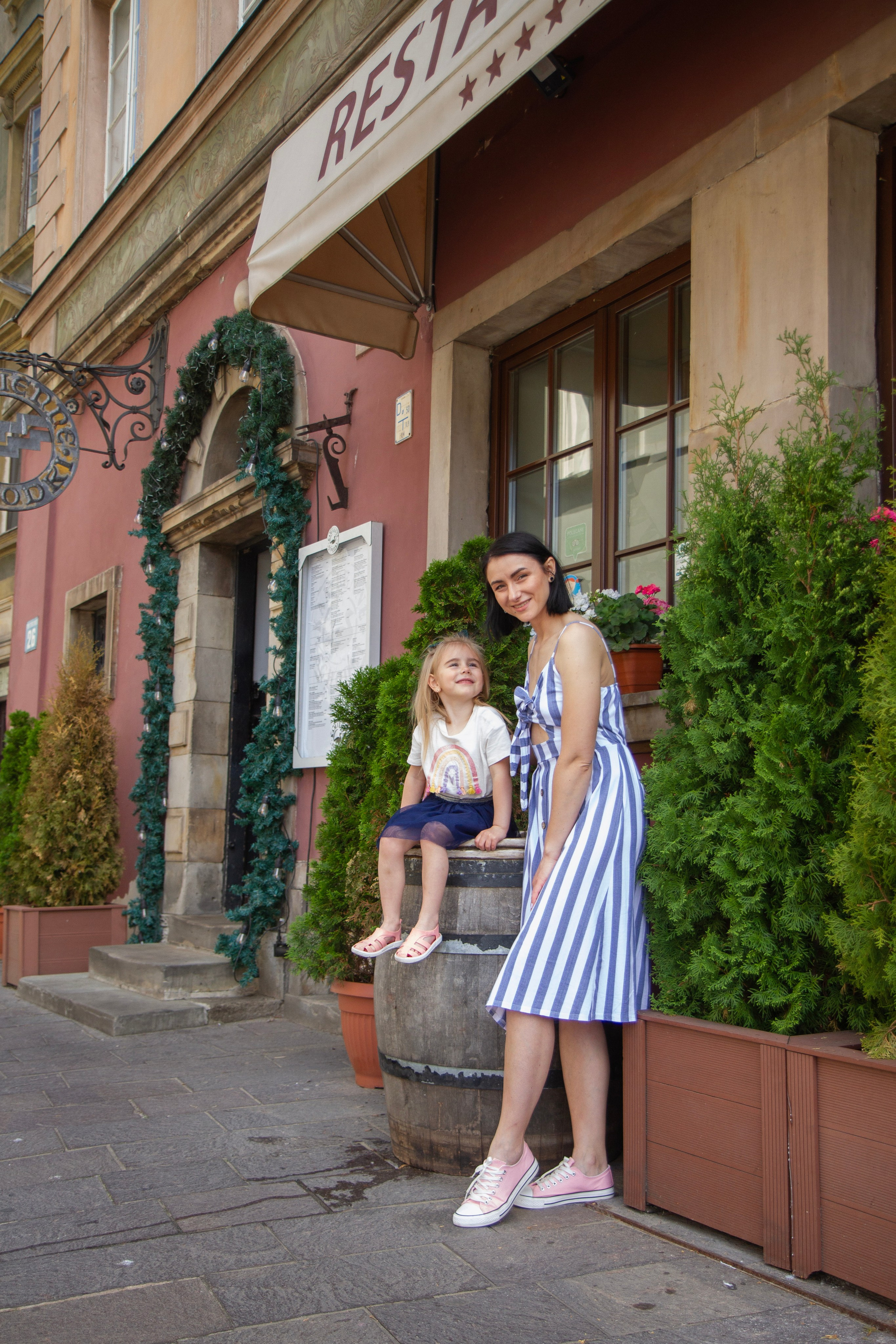 Прогулянка по старому місту Варшави. Весільний та сімейний фотограф Наталія Дудник. Дніпро, Україна/Європа