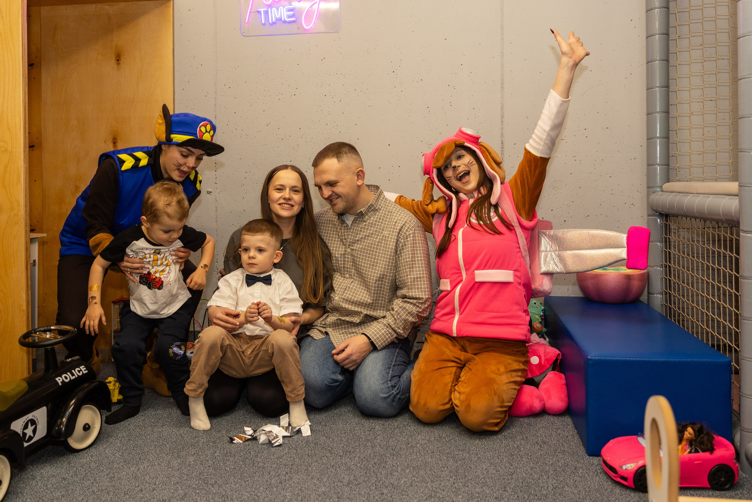 День рождения Артёма 24 января 2026 года. Семейный и детский фотограф в Варшаве Мила Бобровская