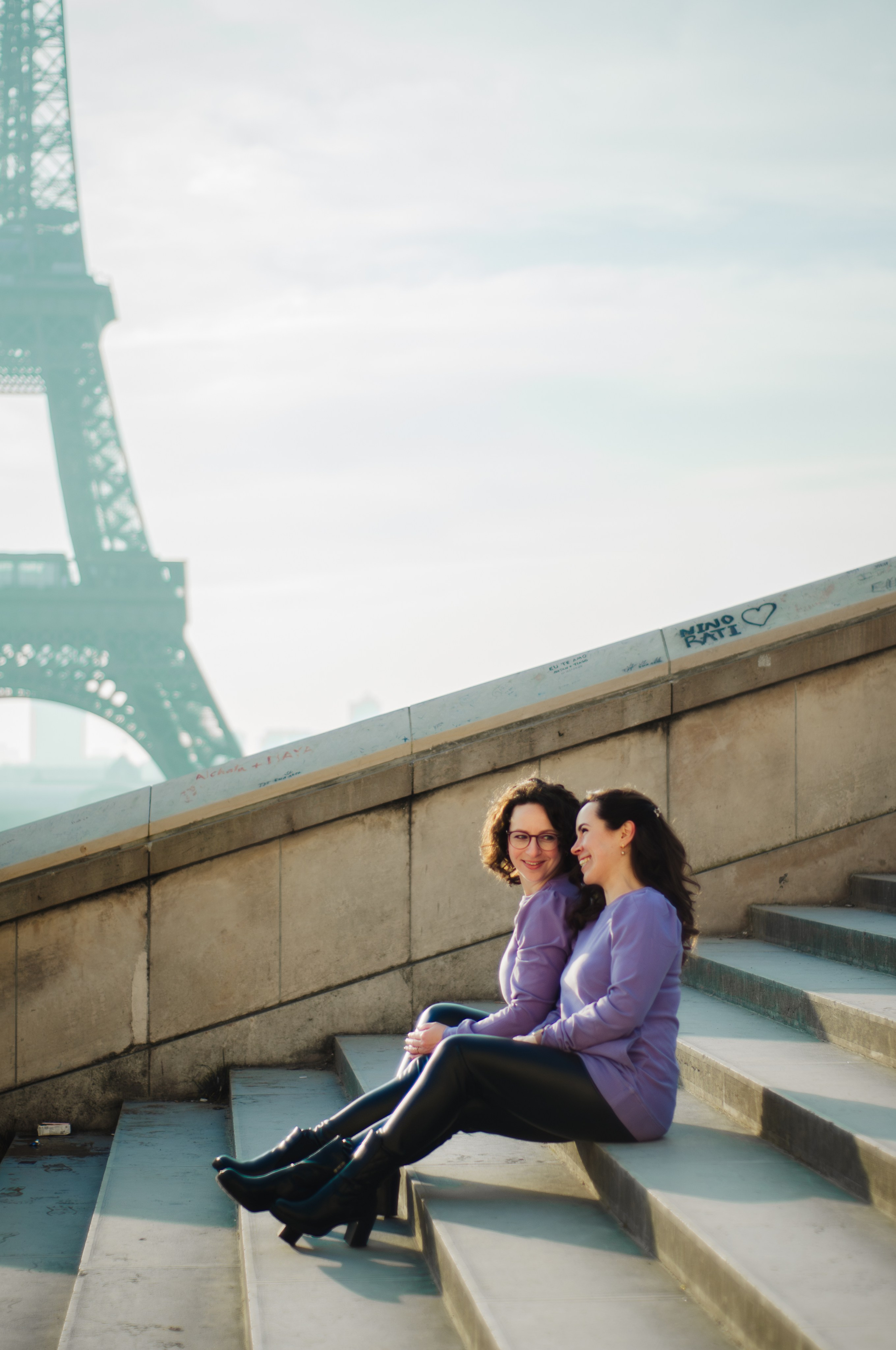 Подруги в Париже. Фотограф в Париже Полина Осипова