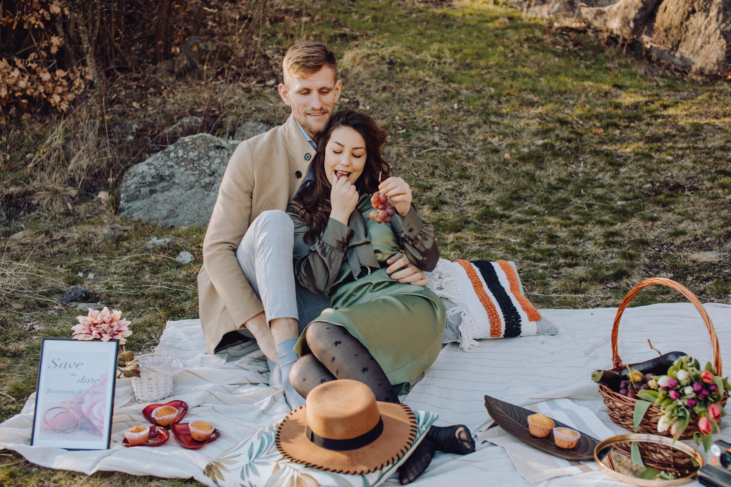 Beni & Adina. Wedding & couple photographer from Romania Rut Vetan