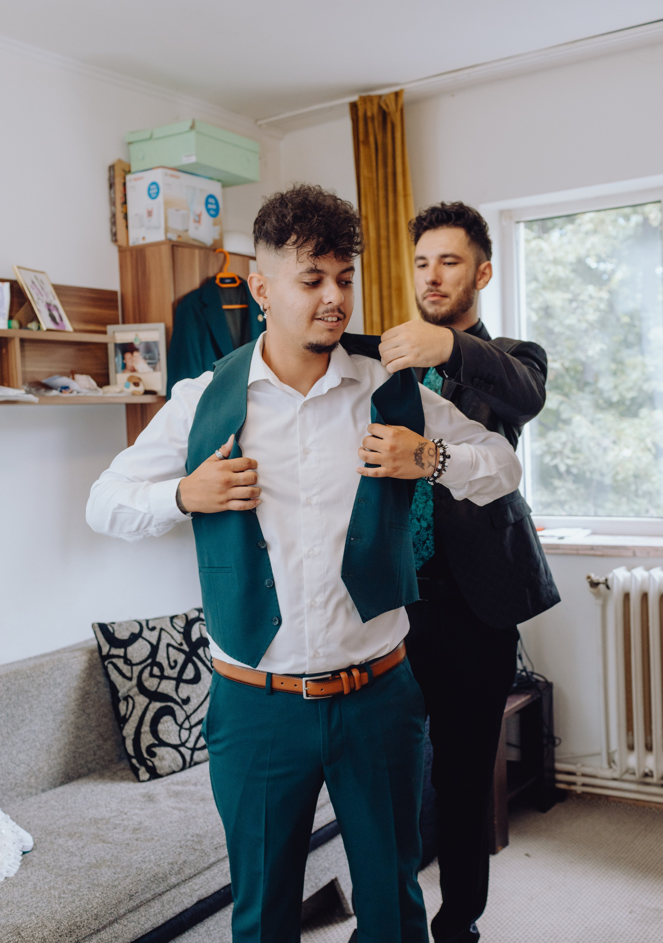 Paul & Maria. Wedding & couple photographer from Romania Rut Vetan