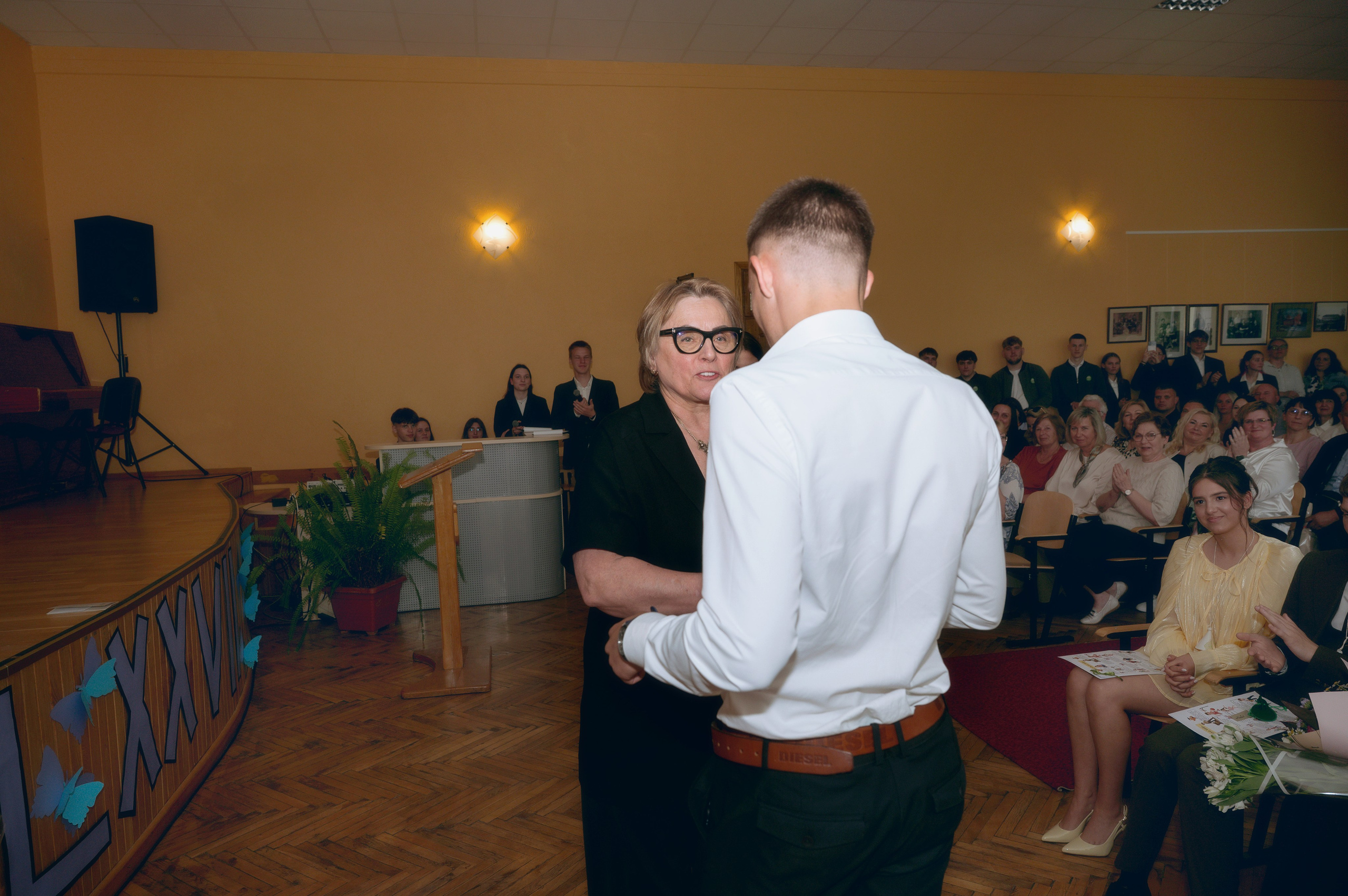 Paskutinis skambutis Joniškėlyje. Vestuvių fotografė Santa Jonuškė | Šiaulių apskritis, Panevėžio apskritis ir visa Lietuva