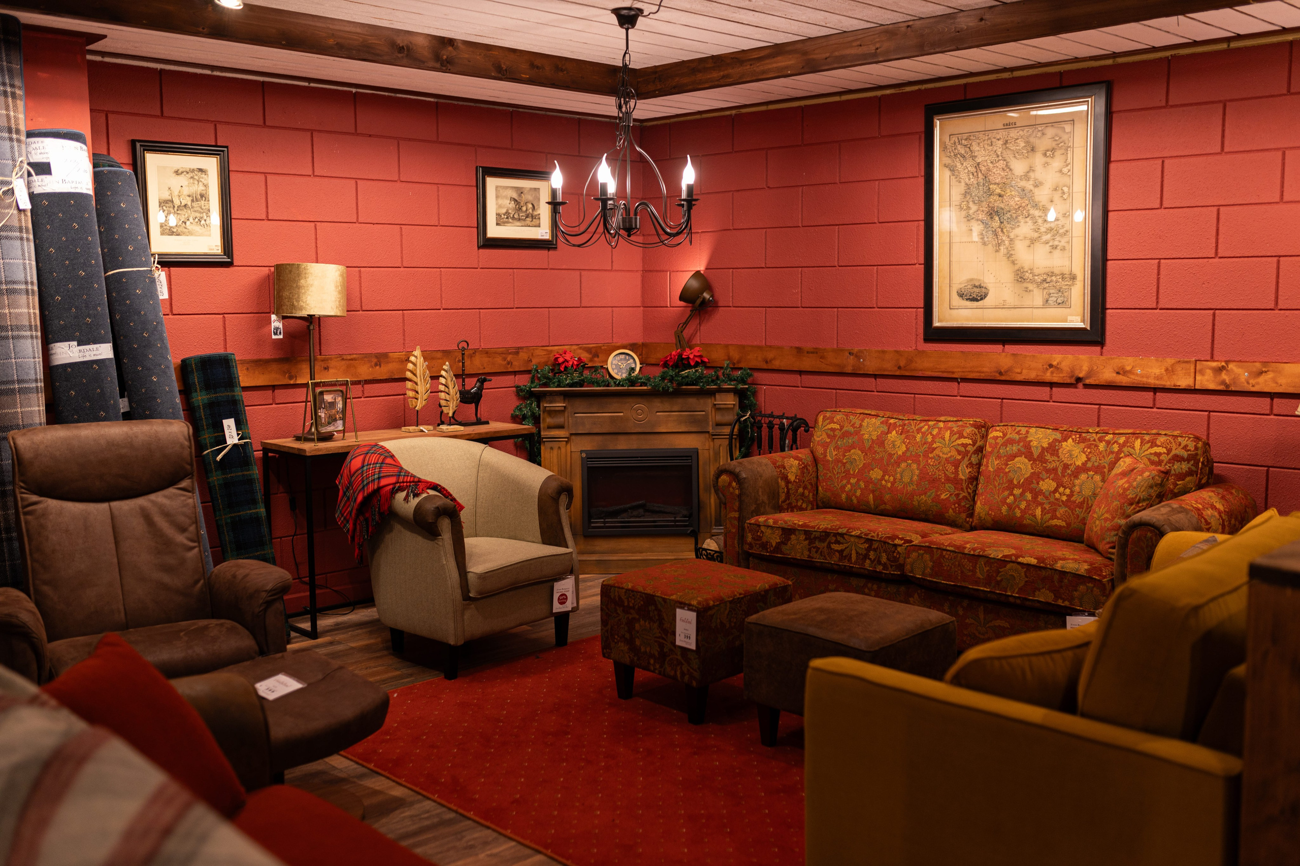 JOGH BARDALE. Lero Photographer and a set designer|individual custom portrait and advertising photography in Zutphen