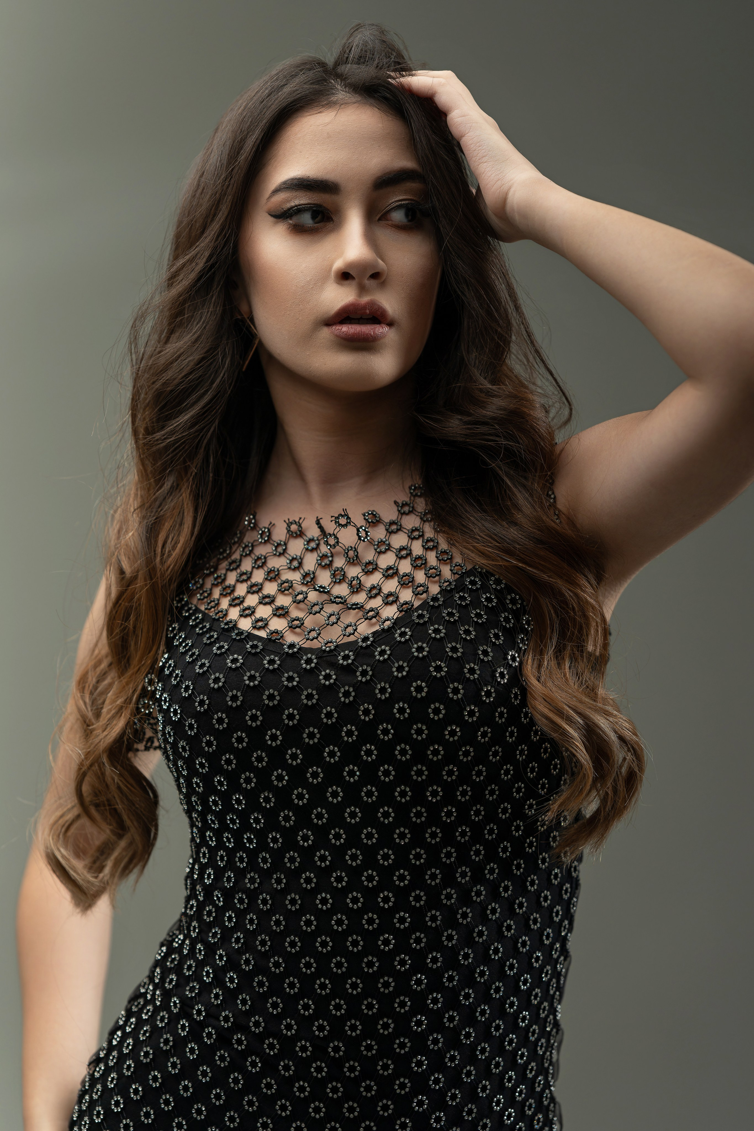 Kamila M. Nifty photography — коммерческий и портретный фотограф в Ташкенте. Студийная и выездная съёмка