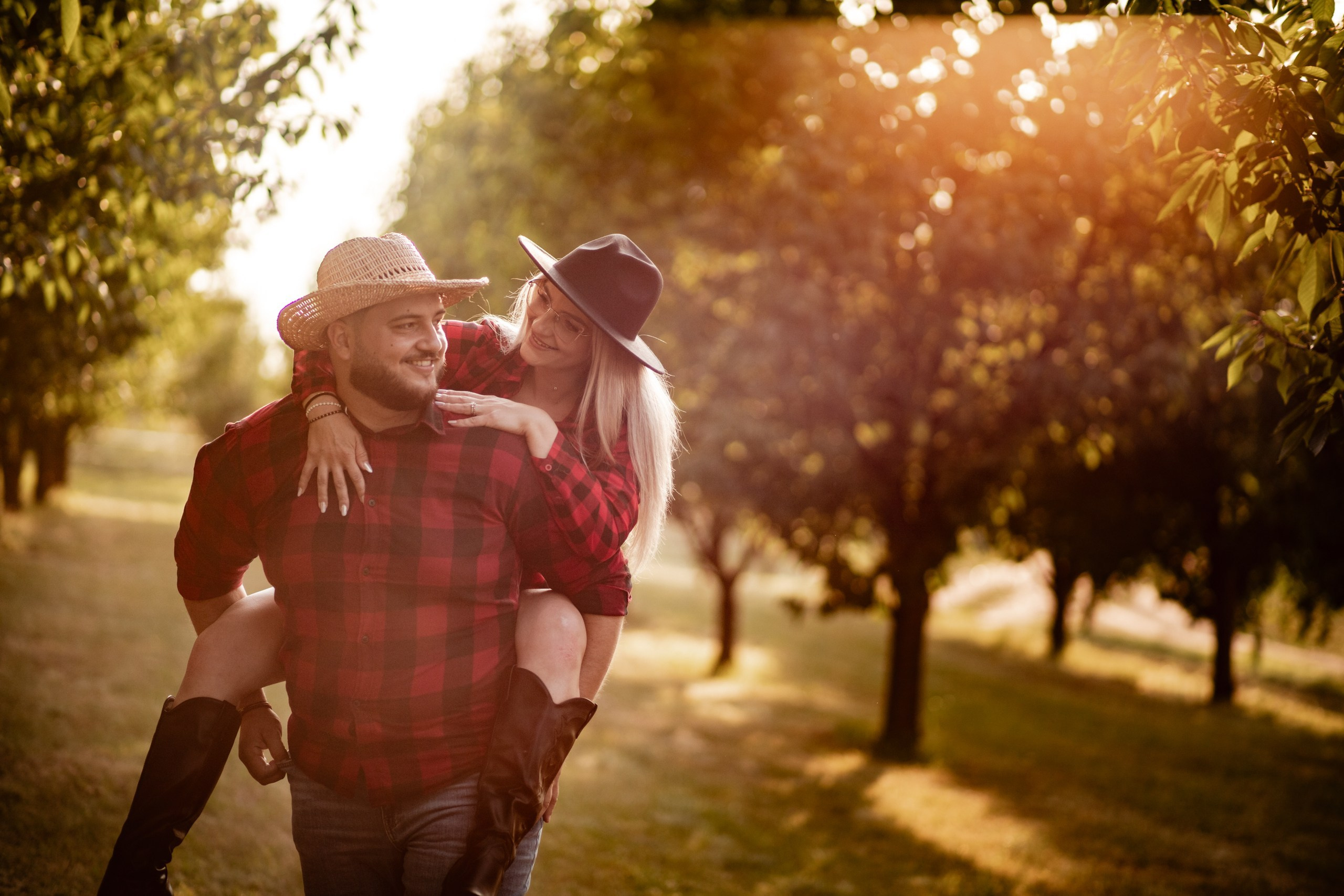 Save the Date. Acasă