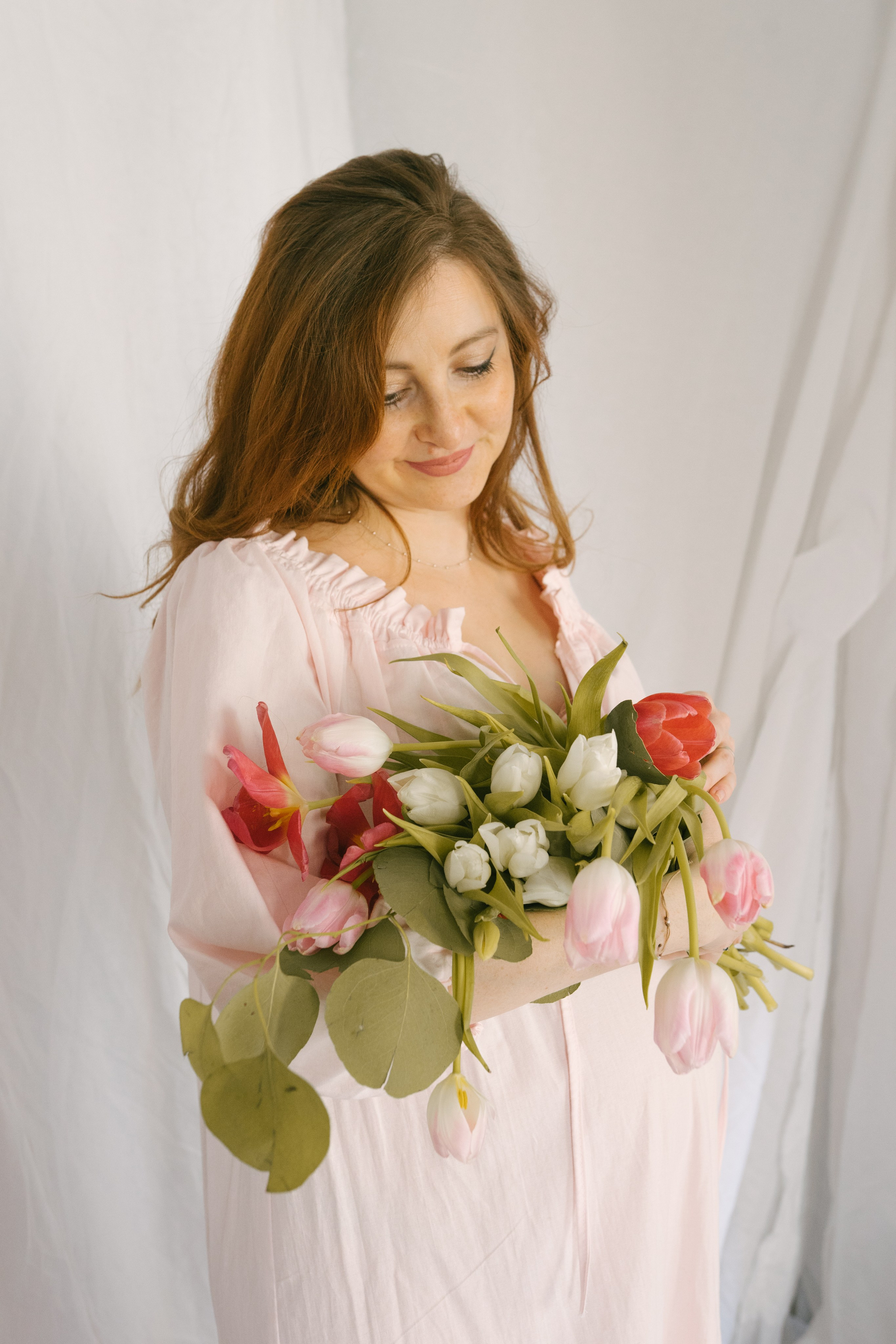 Ședințe Foto Primăvara Colorată Brașov | Mădălina Beda. Madalina Beda- Artist vizual, fotograf, doula la nastere, consultant babywearing Brasov si in toata tara