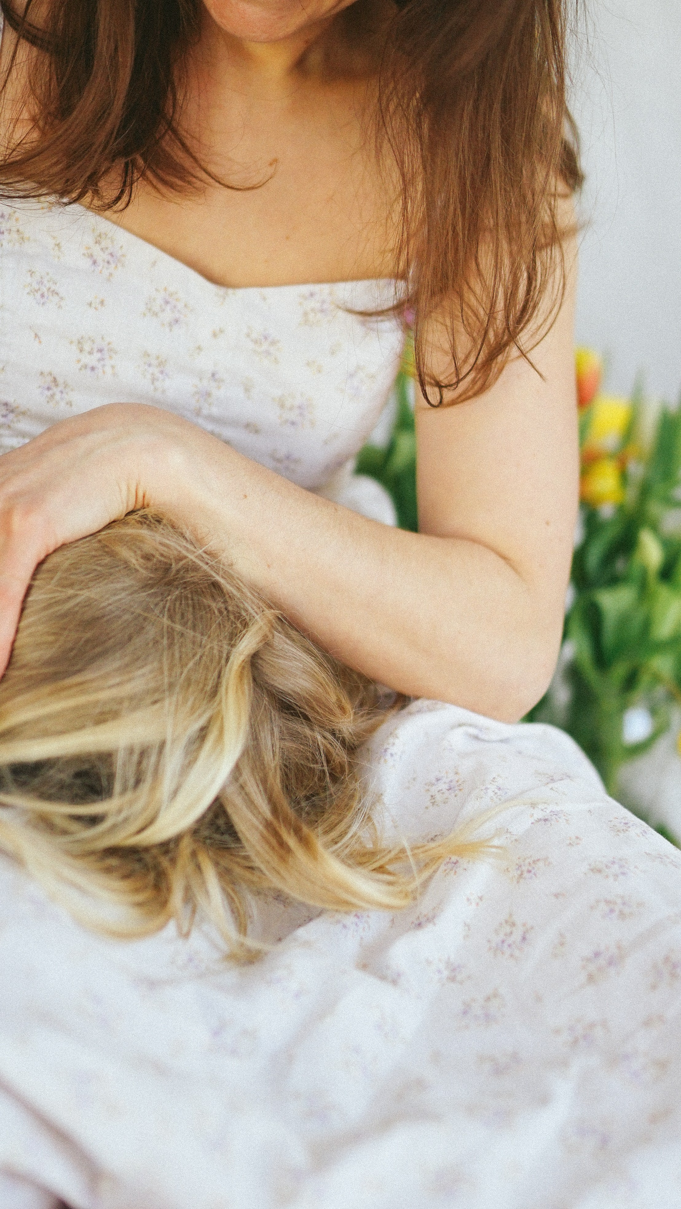 Ședințe Foto Primăvara Colorată Brașov | Mădălina Beda. Madalina Beda- Artist vizual, fotograf, doula la nastere, consultant babywearing Brasov si in toata tara