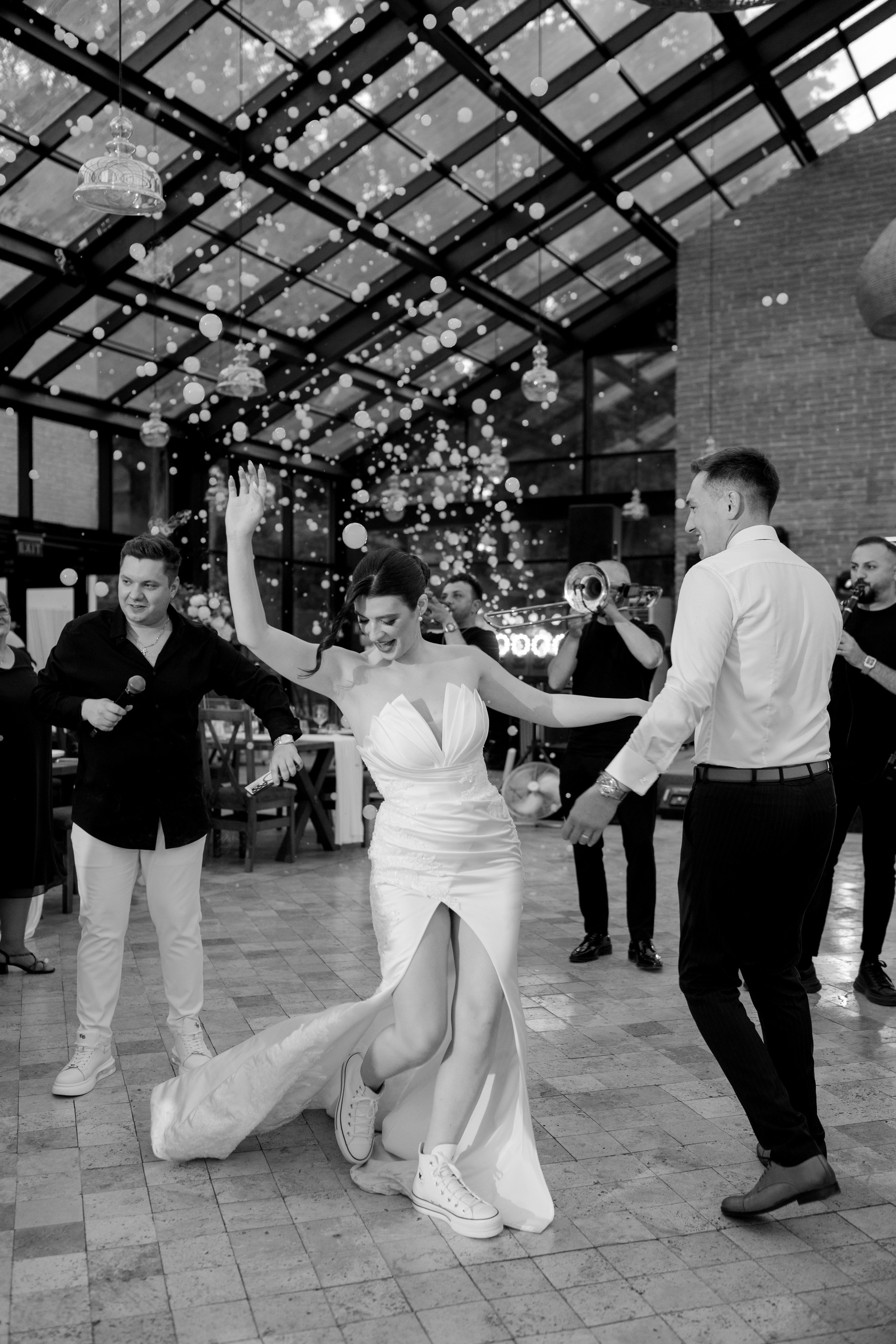 Ioana + Alex | Wedding day | Kalipso Lago. Proud Vision Weddings | Wedding Photography & Films — Servicii profesionale Foto Video Nunta Iasi