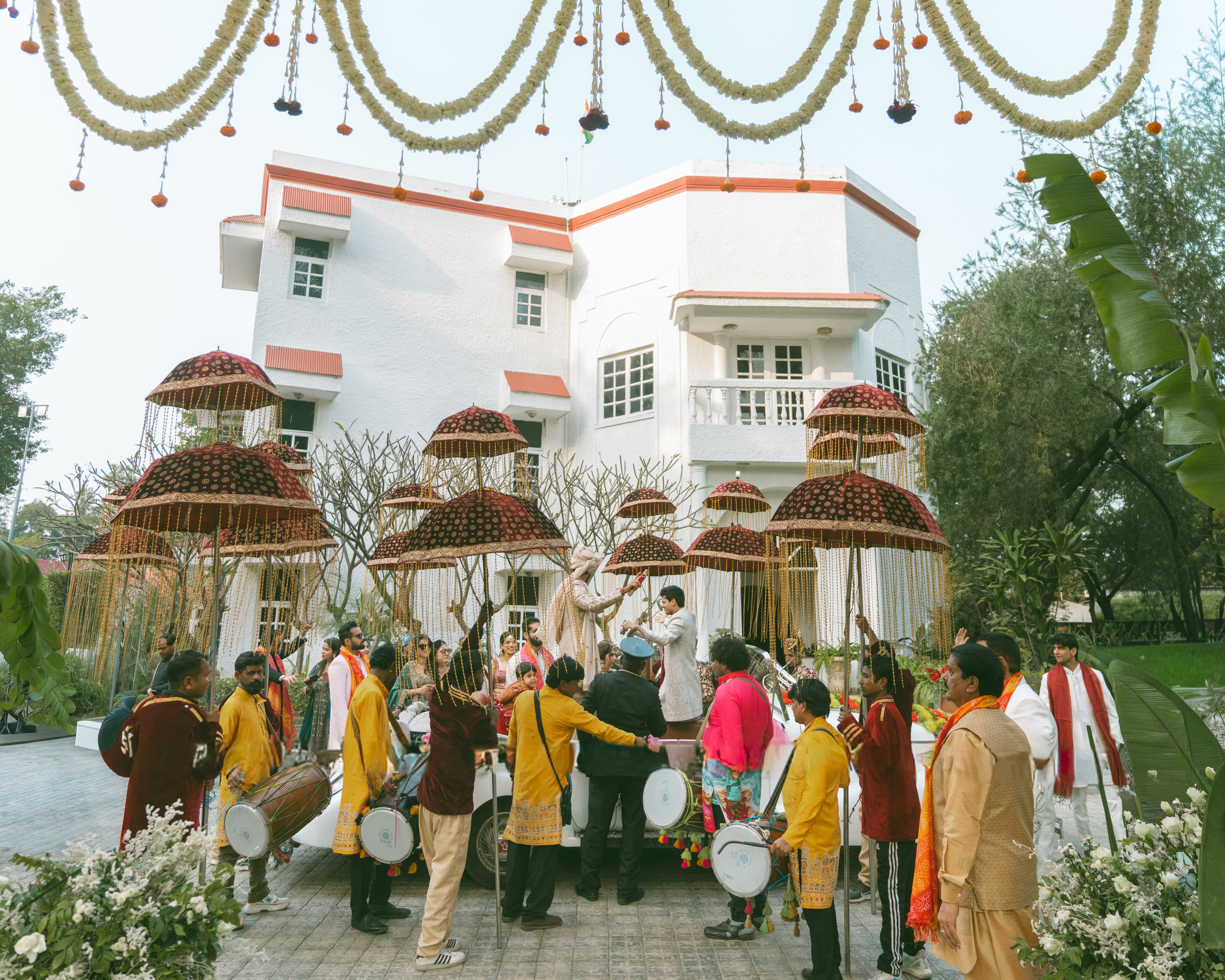 Wedding & Editorial Photographer | Anandshivadas