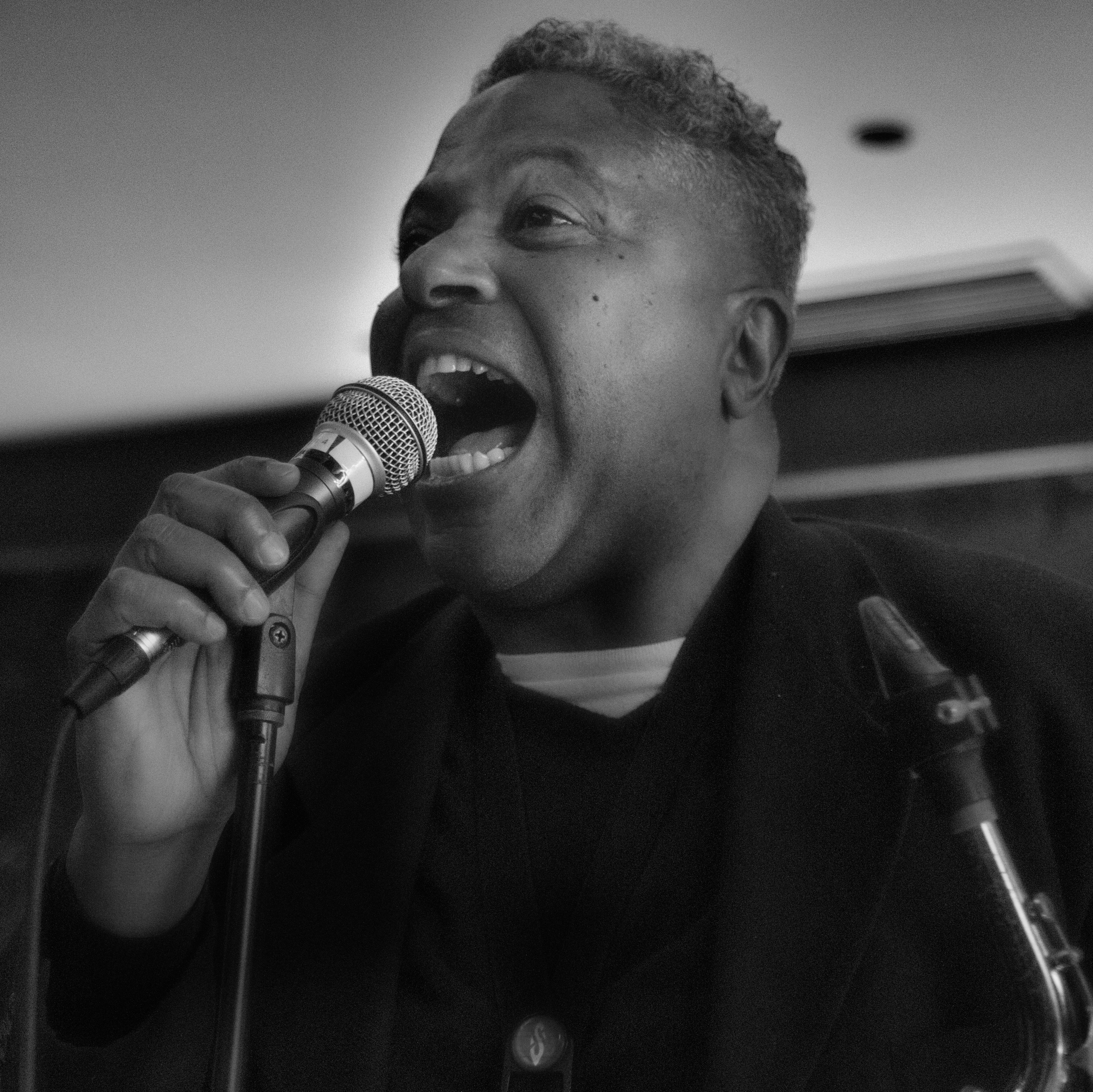 Fotografía profesional de eventos nocturnos y fiestas en Córdoba.