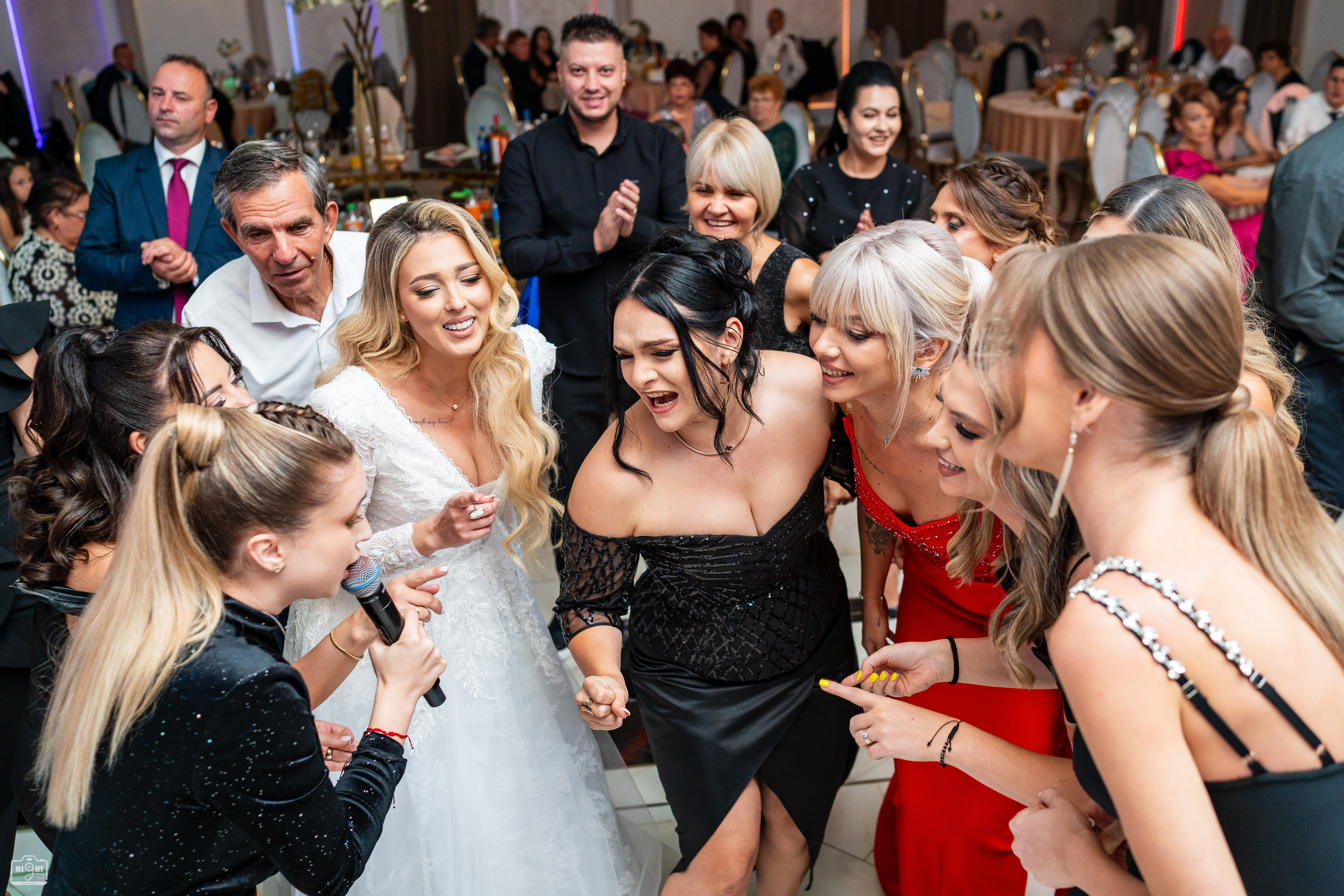 Iulian Arsinte | Fotograf Nunta | R+C. Iulian Arsinte - Fotograf de Nunta - Neamt, Bacau, Suceava, Iasi