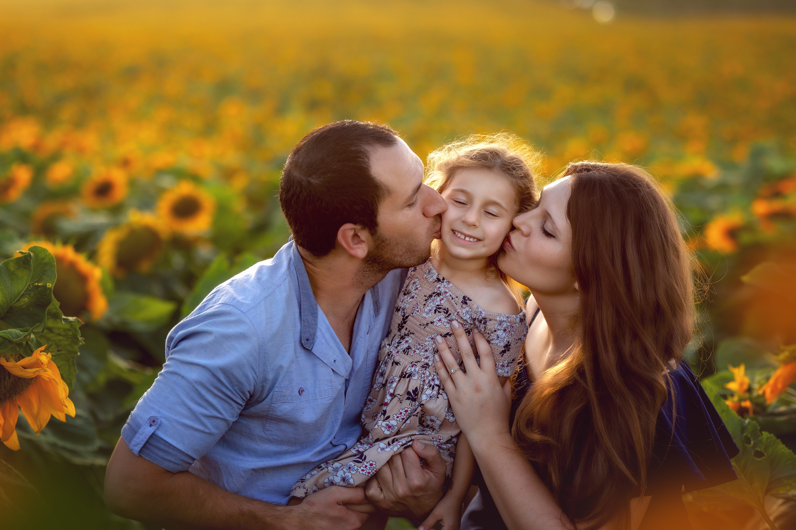 צילומי הריון ומשפחה לאלמירה ניר וג'סמין. נטליה רוזמן צלמת הריון ניובורן ילדים ובוק בת מצווה
