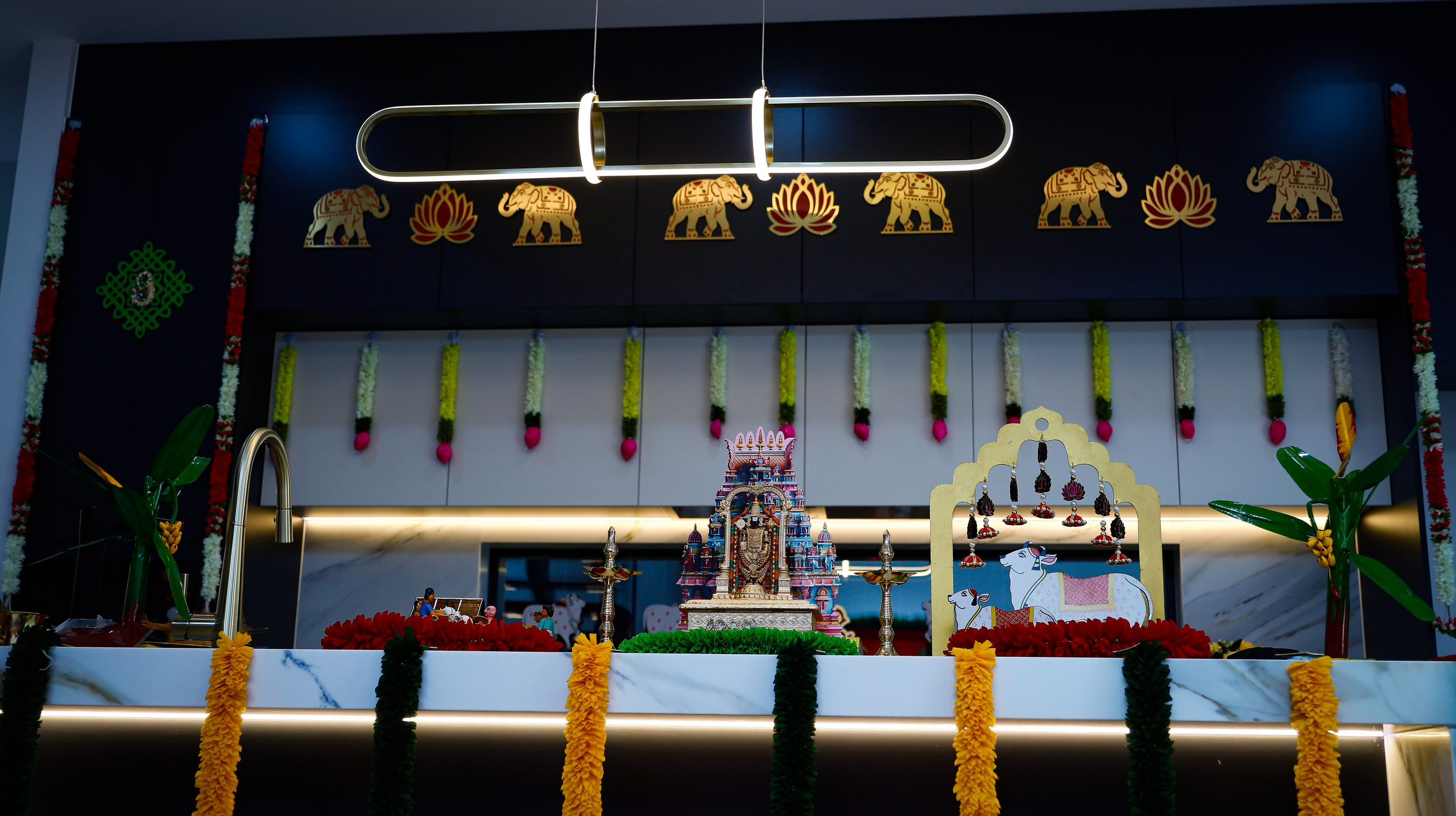 Satya Suma & Saketh’s Housewarming. MHCreative is family-oriented photographer based in SYDNEY