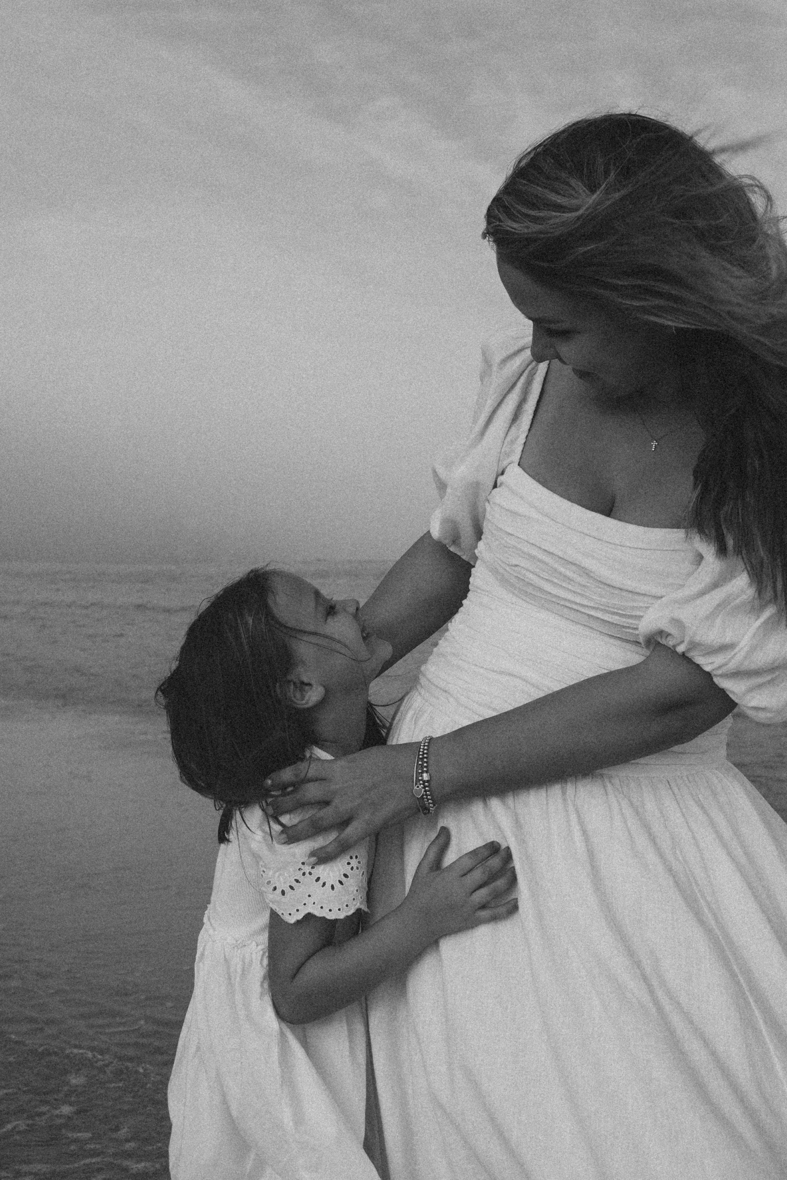 Golden hour family. Birth, Family, Newborn photographer in Dubai| Eliza Baitikova