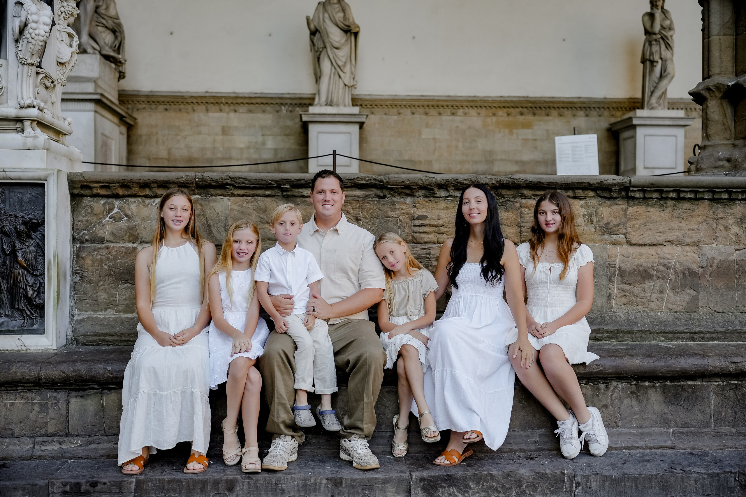 Stella & Family. Wedding Photographer in Italy