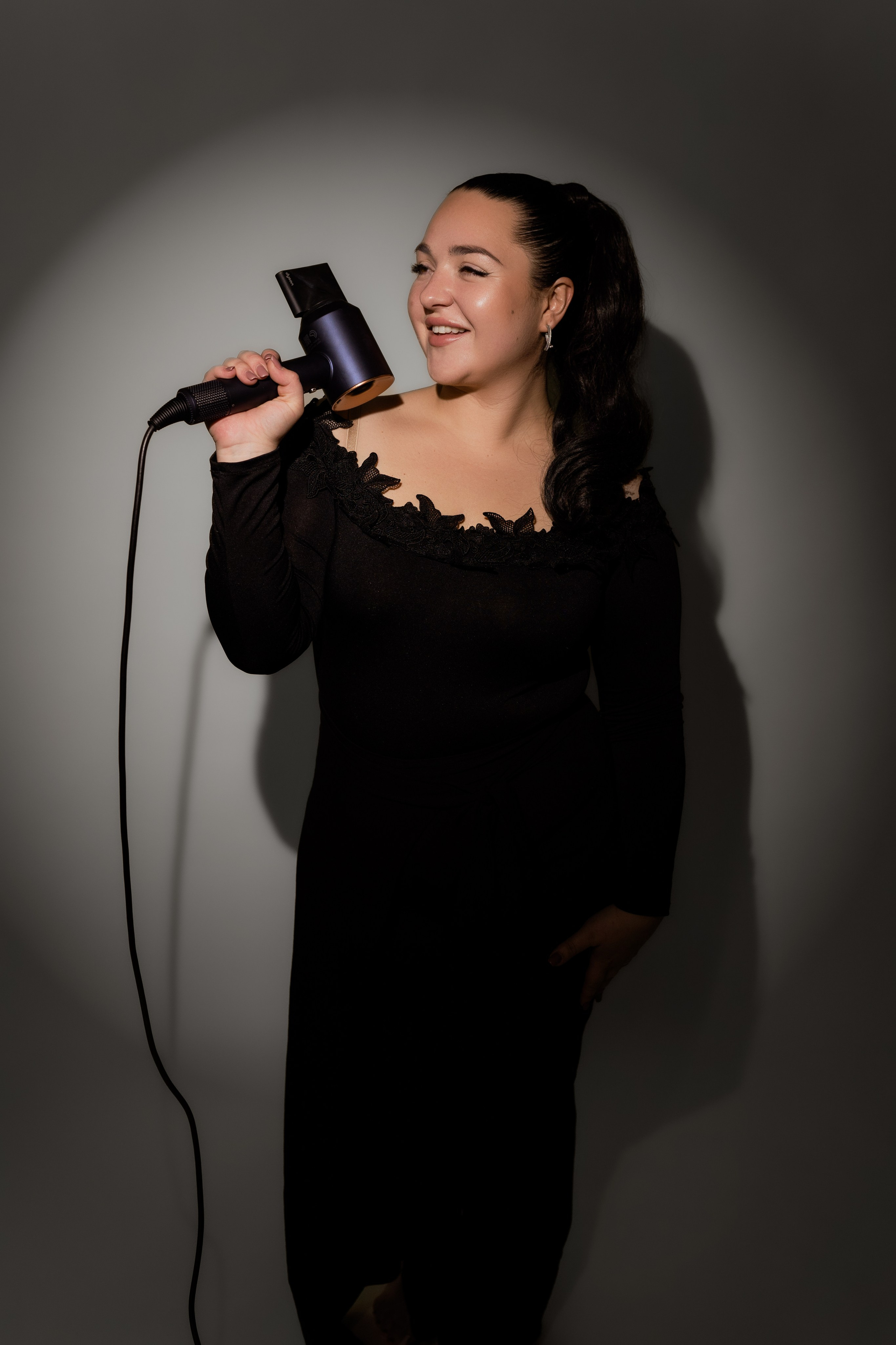 Viktorijos asmeninė, profesinė fotosesija fotostudijoje Marijampolėje