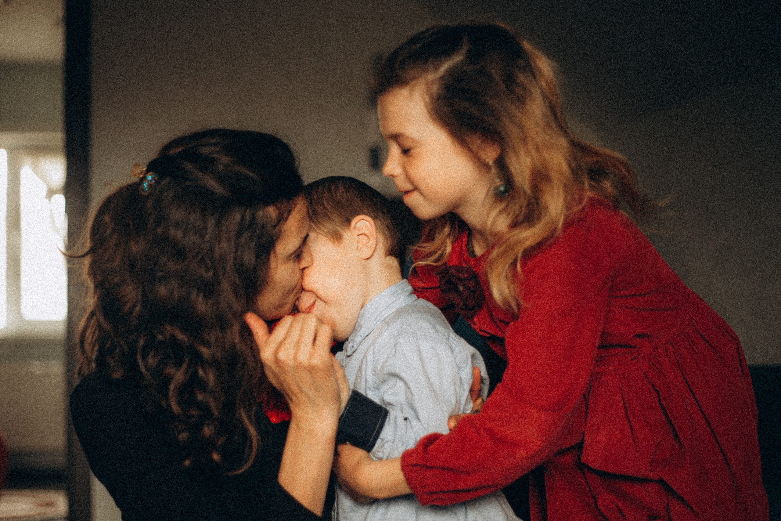 Когда мнго любви, много детей, много счастья