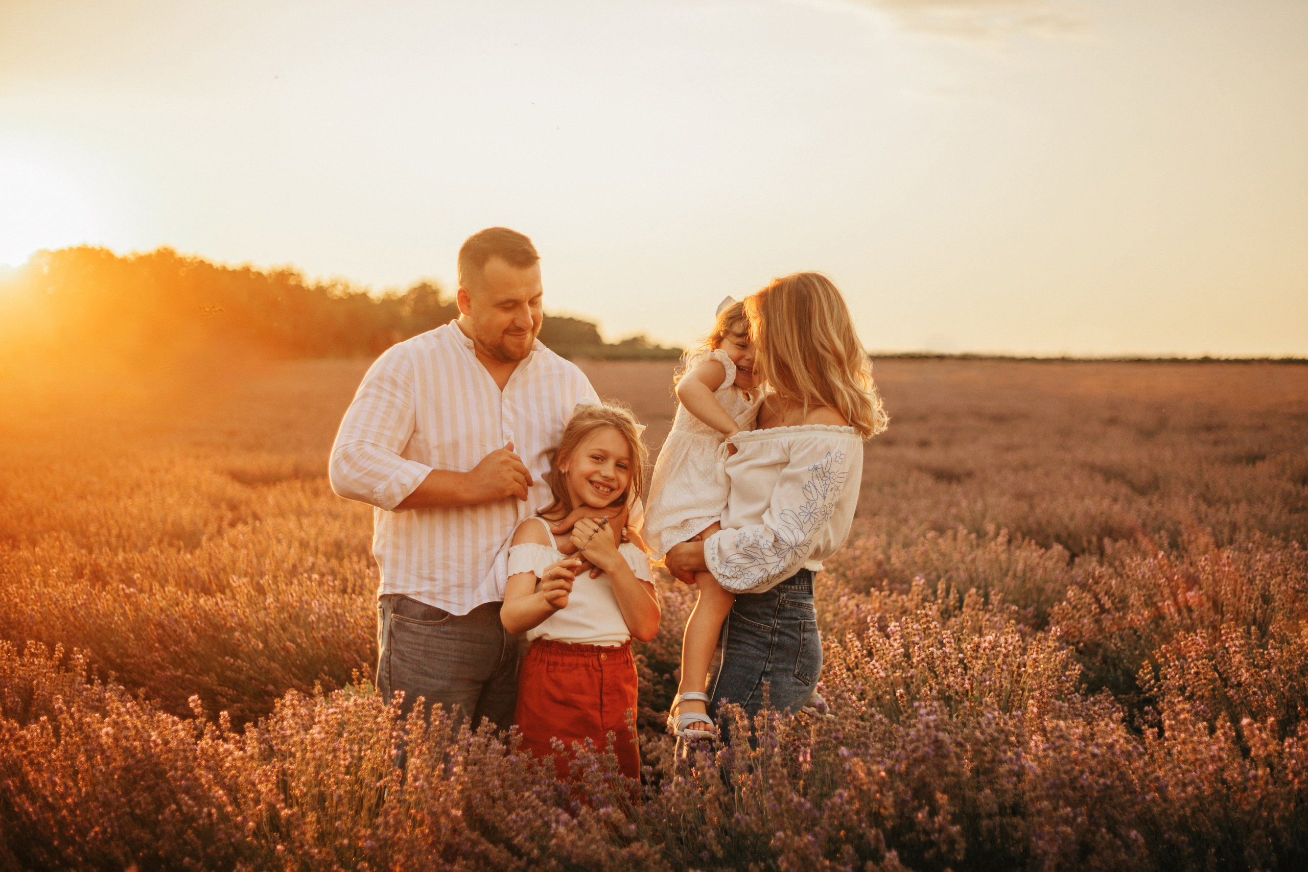 В объятиях своей семьи