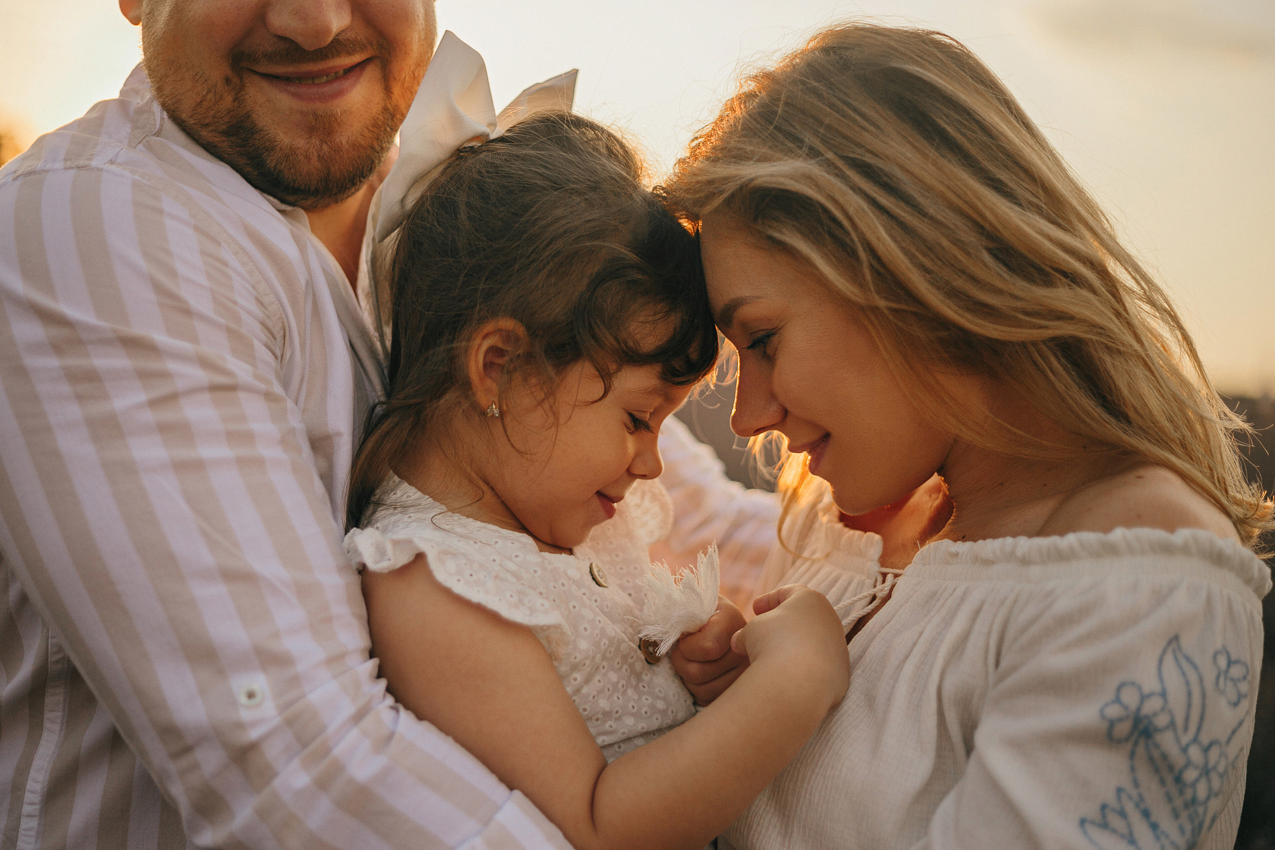 В объятиях своей семьи