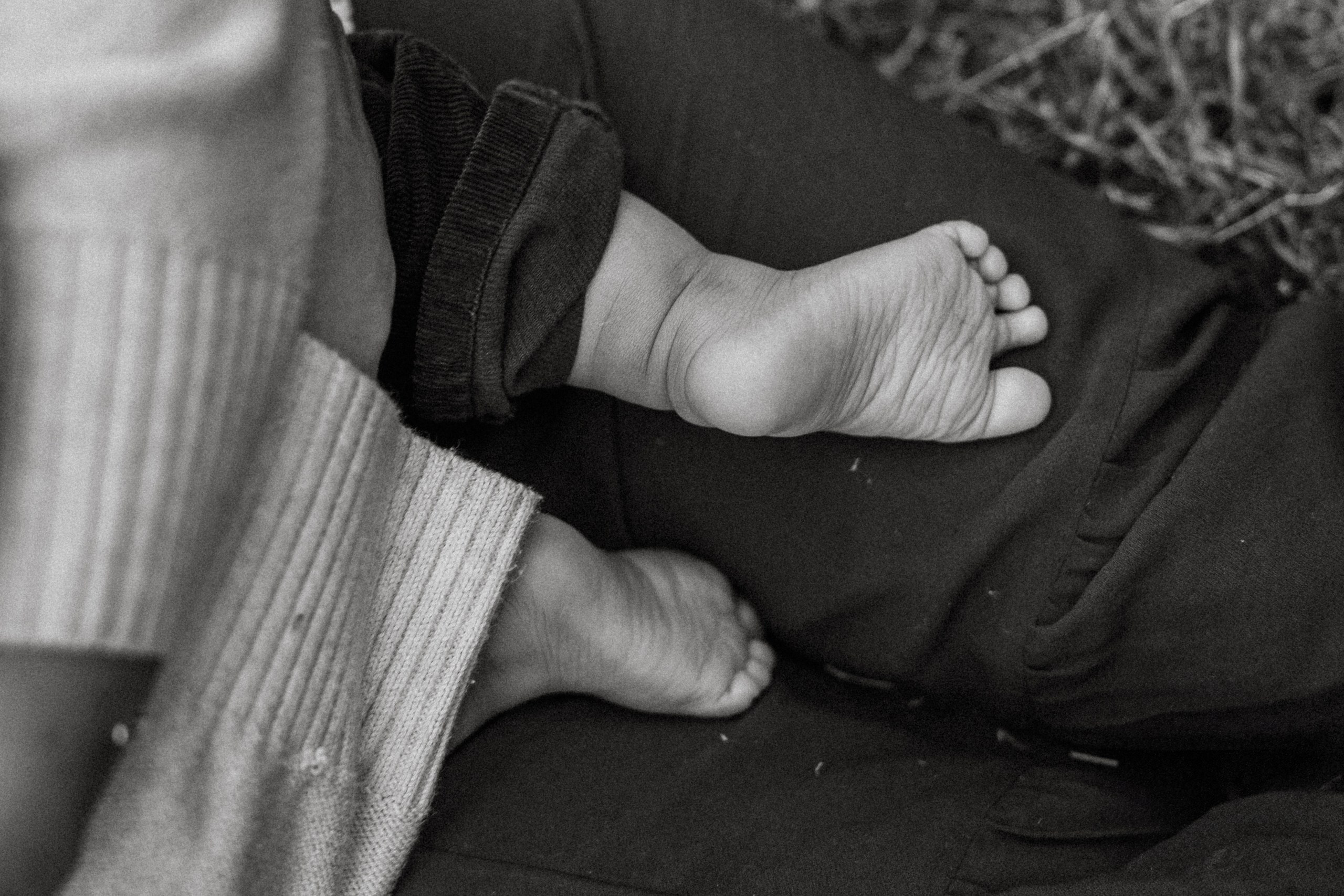 Liz, Robin, Luka. Alisa Tant — Family and newborn photographer Bucks County, Montgomery county, Philadelphia, NJ