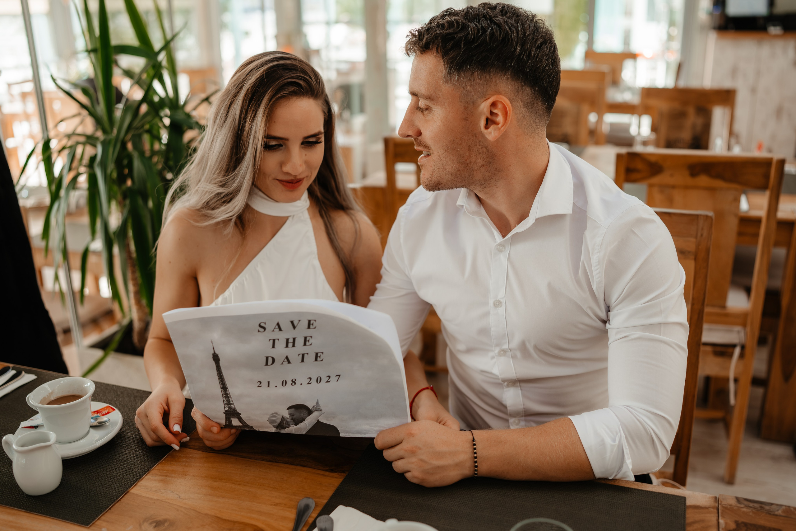 ANDREEA & RAZVAN - SAVE THE DATE. Fotograf Nuntă | Lucian Murgeanu - Fotograf Profesionist Evenimente