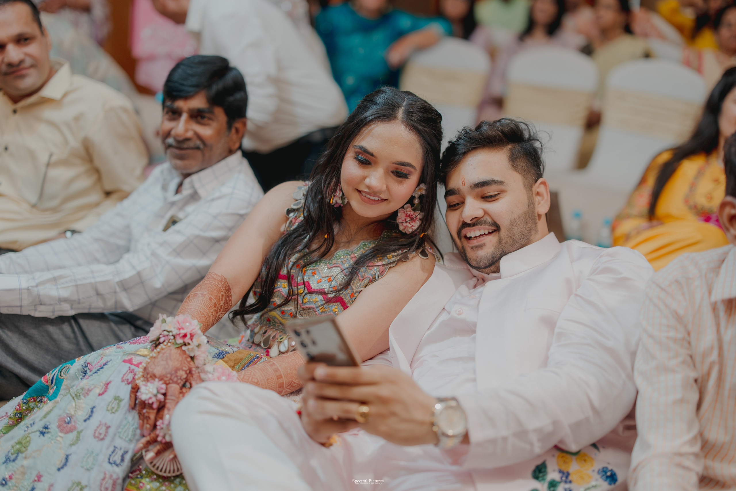 #ADIकीAESHहै