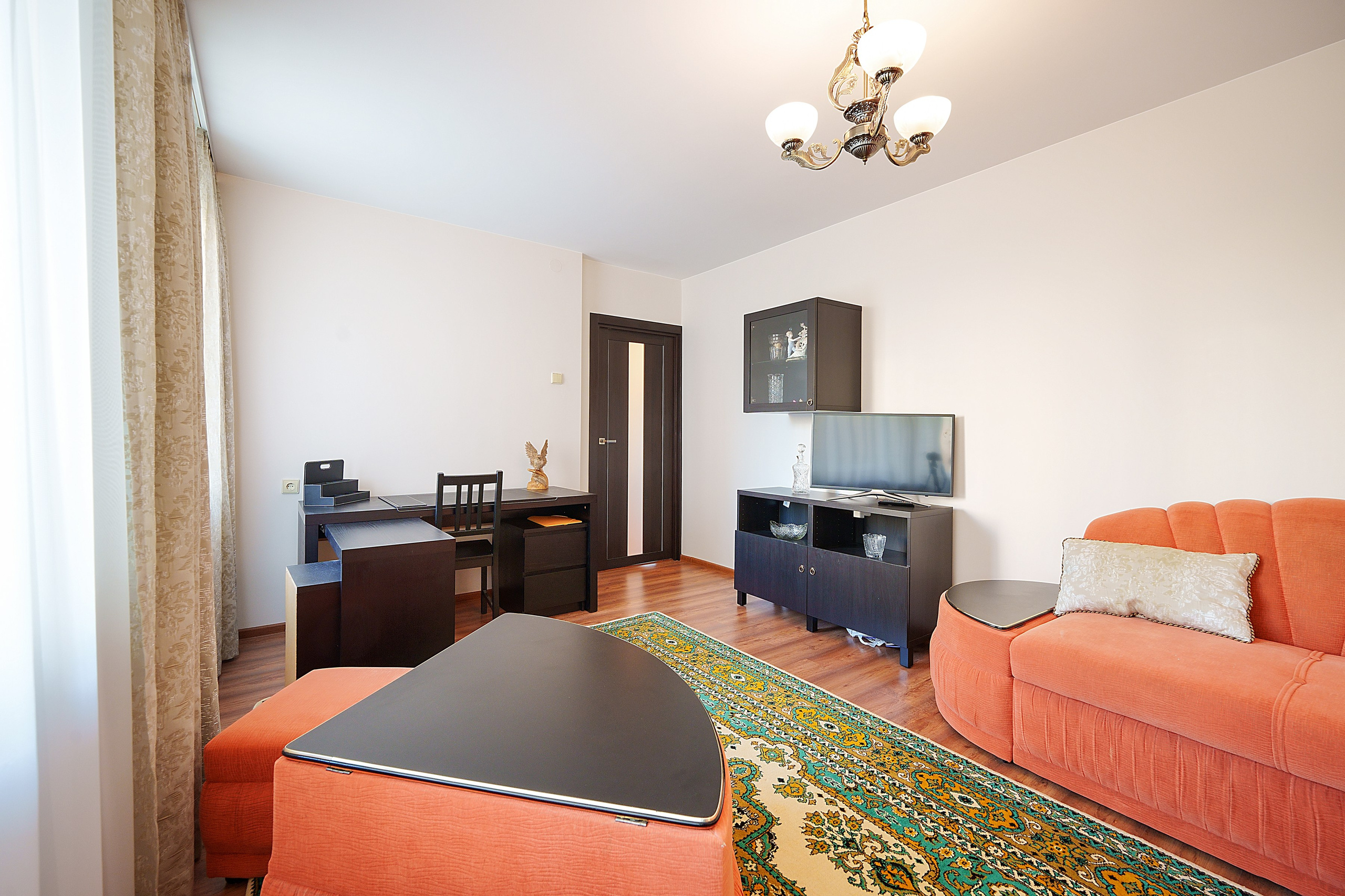 Linksmuoji g.49. Elina Sapiega fotografė Vilniuje