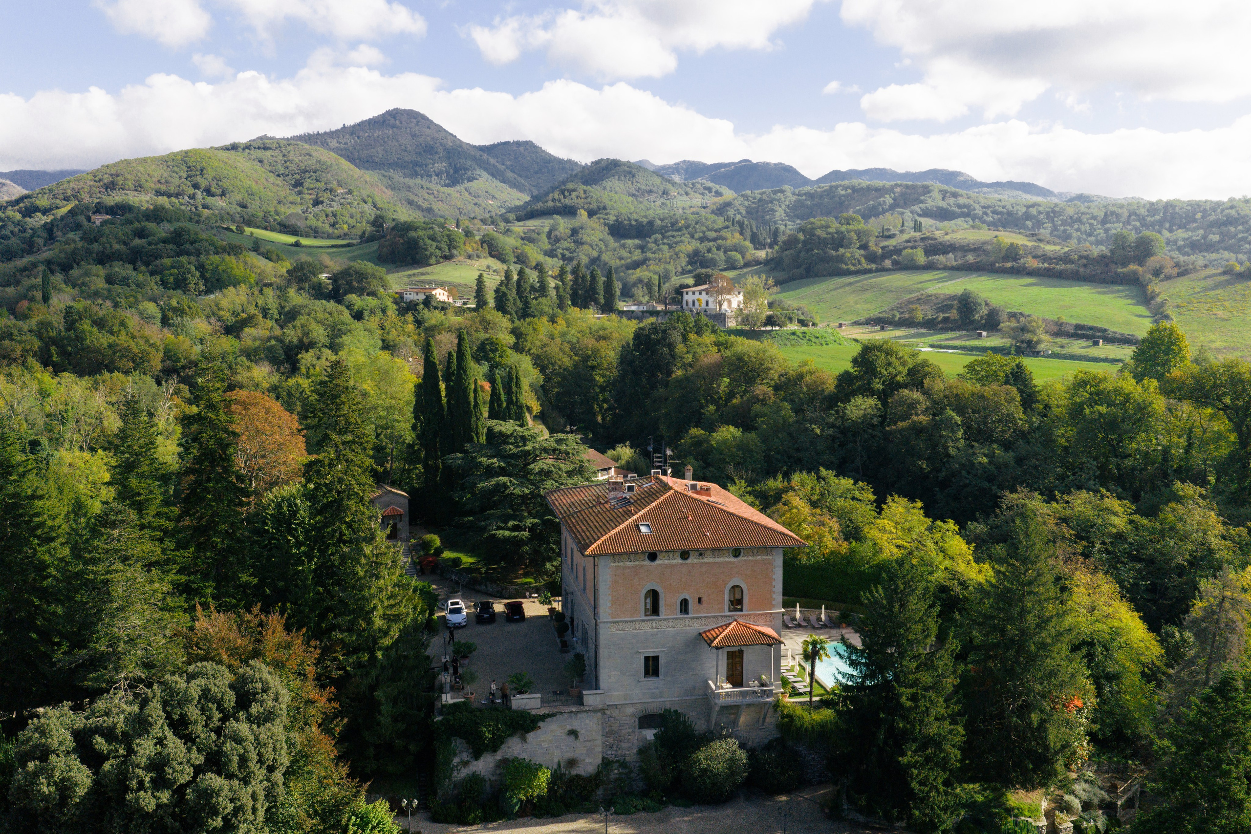 Lee & Leo. Fulop Robert — Editorial Wedding Photographer in Europe