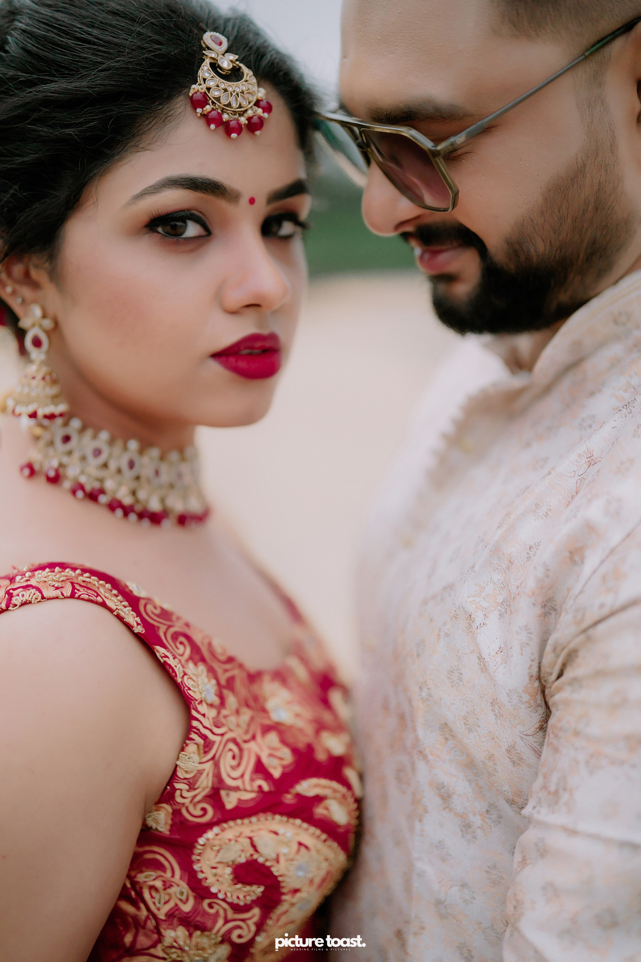 Beach Wedding! Ft. Malavika & Vishnu. Fine art Wedding Photographers in India & Canada