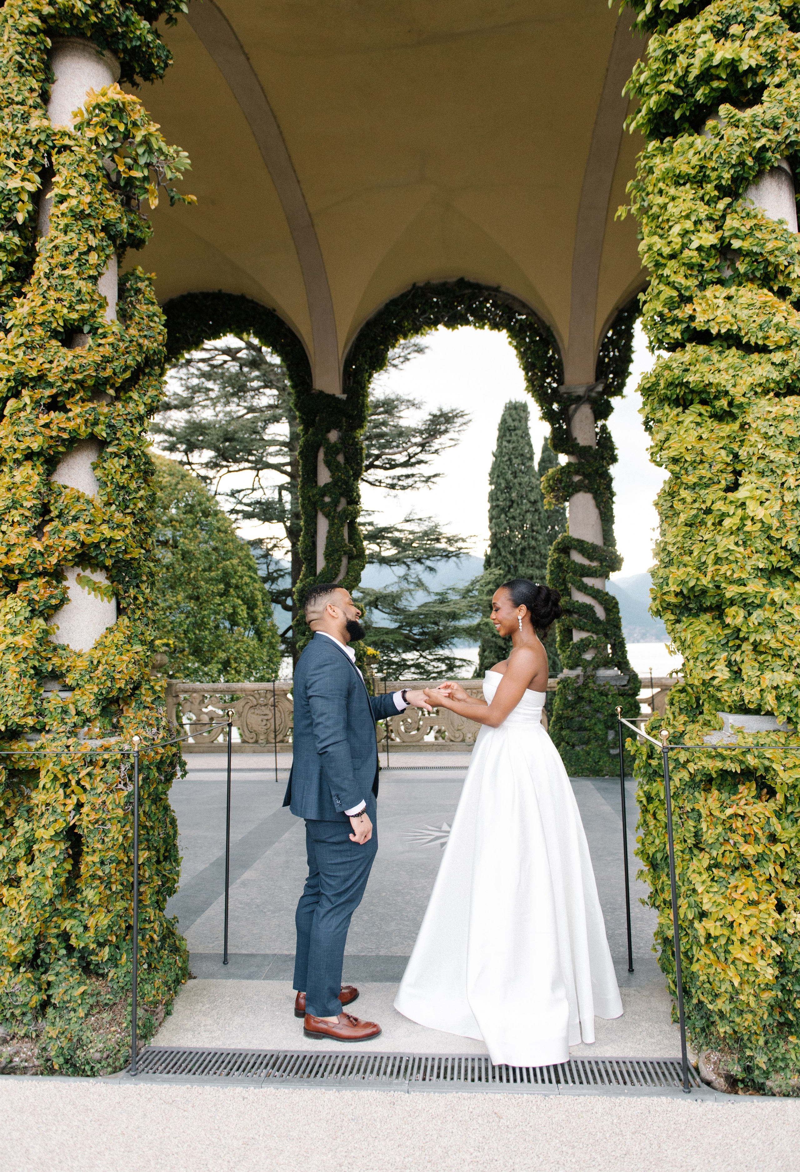 Lake Como. Lake Como Photographer — Proposal | Wedding | Elopement