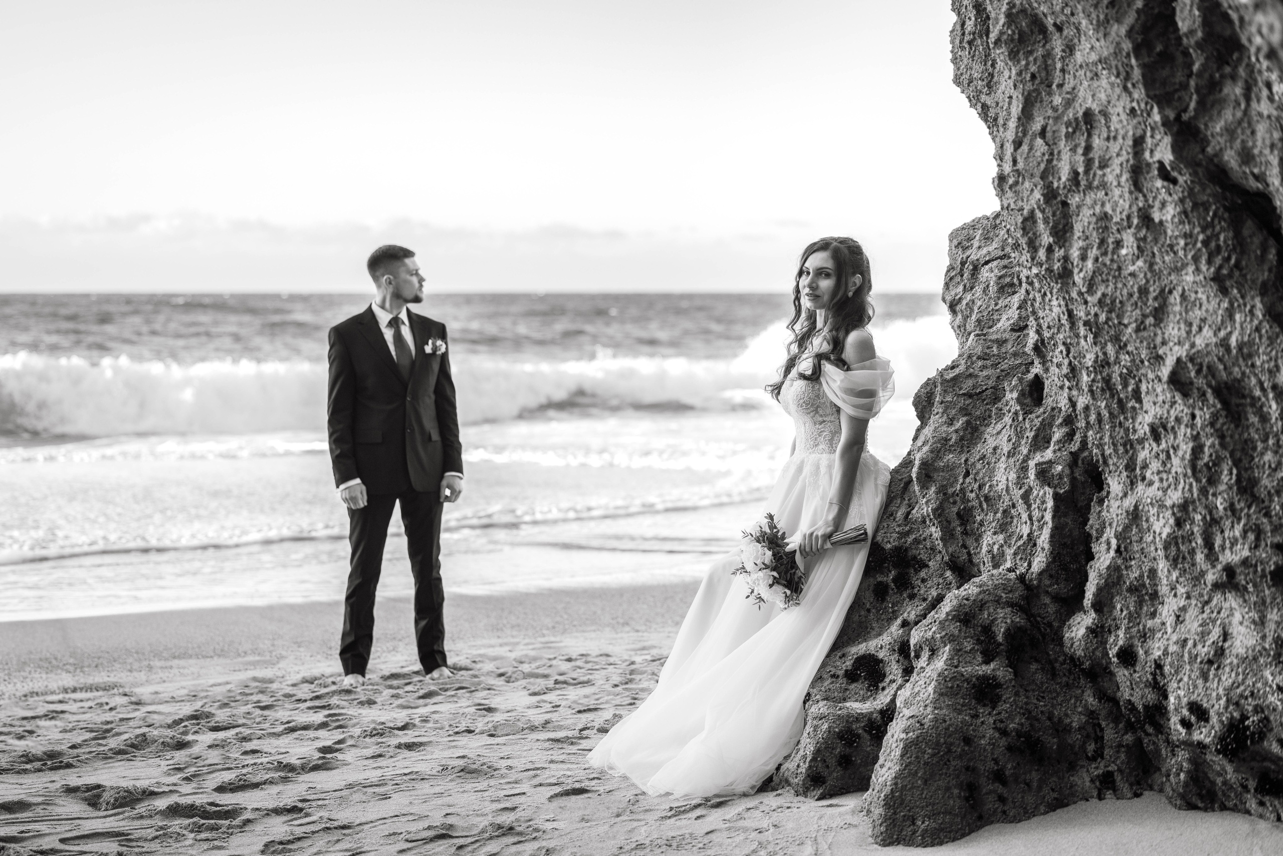 Contact Wedding Photographer in Portugal | Book Your Destination Wedding. Wedding Photographer & Filmmaker in Portugal | Destination Weddings Europe | Ricardo & Mary Pictures