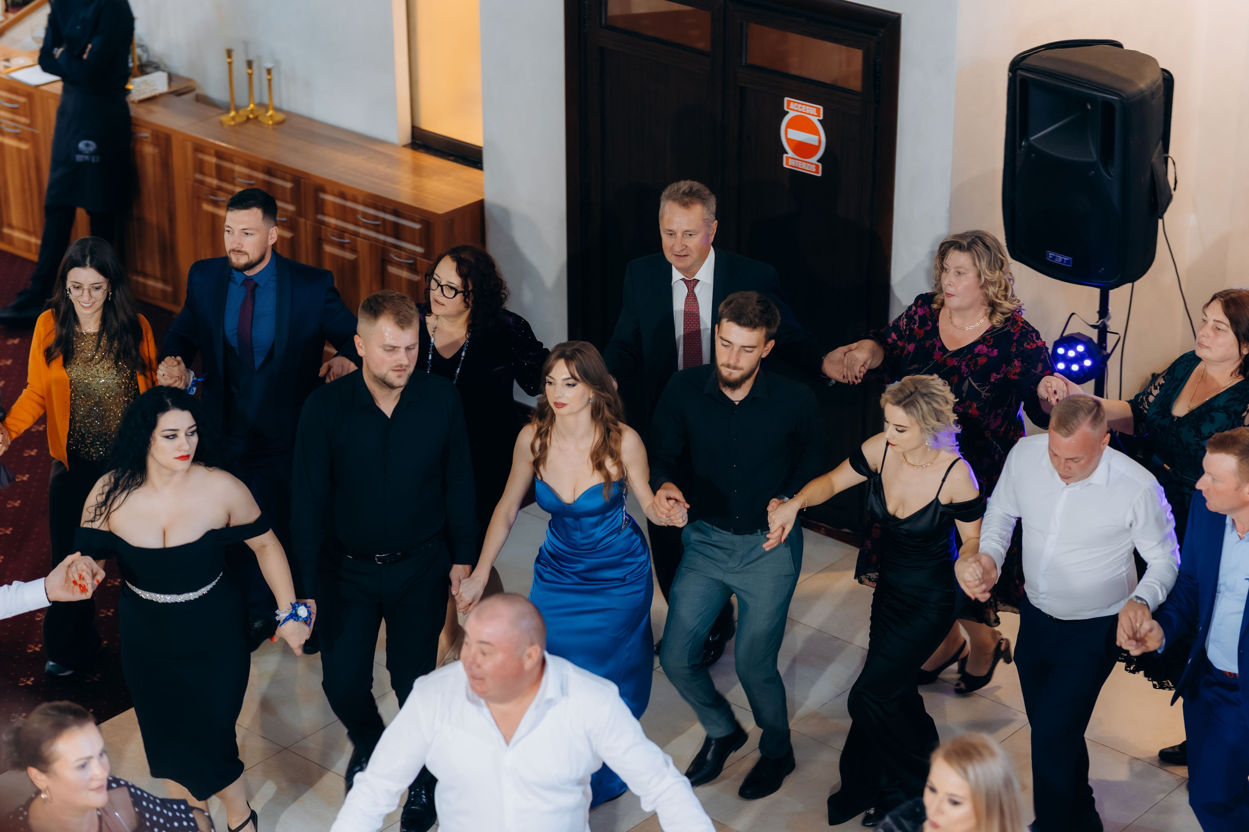Loredana & Emilian – Ziua Nunții | Videografie - fotografie Botez Suceava, Iași, Botoșani. Servicii foto-video profesionale, pentru momente de neuitat