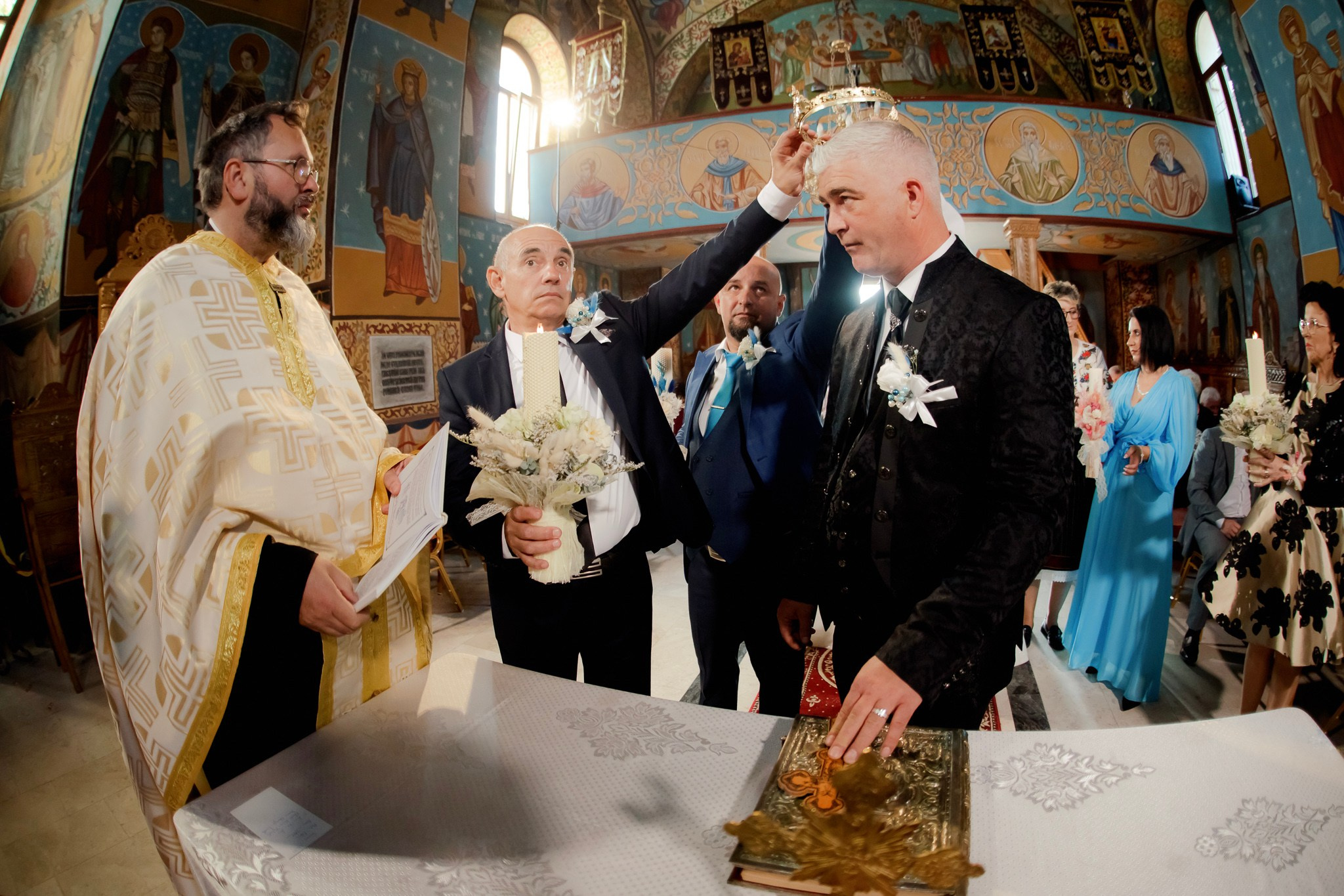 Mihai & Oana. Servicii foto-video profesionale, pentru momente de neuitat