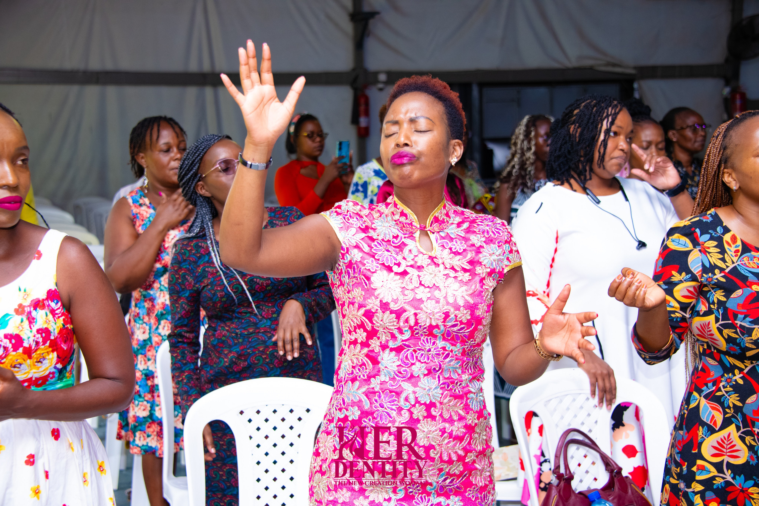 LADIES MINISTRY. Pastor Morris